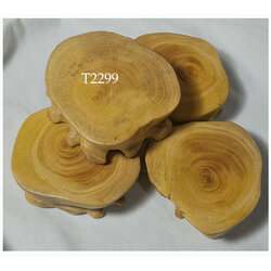 ฐานหรือกี๋ไม้boxwood เล็กๆ อันละ