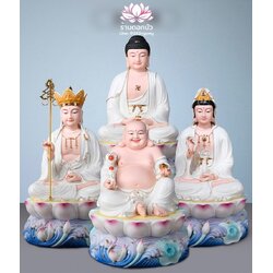 พระพุทธเจ้า (พระยูไล) พระโพธิสัตว์กวนอิม (กวนอิมผ่อสัก) พระกษิติครรภโพธิสัตว์ (ตี่จั่งอ๊วงผ่อสัก) และพระศรีอริยเมตไตรย (หมีเล่อฝอ) ขนาด 12/16/19 นิ้ว