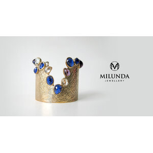 เครื่องประดับสั่งทำพิเศษตามความต้องการของคุณ Custom jewelry designed by Milunda. Inspired by you.