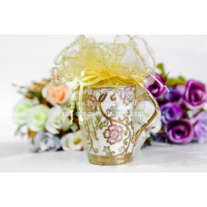 ของชำร่วยงานศพ แก้วกาแฟลายทอง ปากกว้าง ทรงสูง