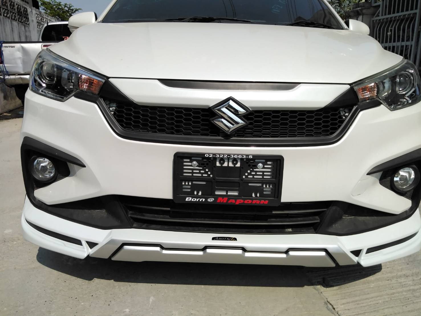 Suzuki Ertiga 2019 V.1 with custom grille bodykits by Amotriz
