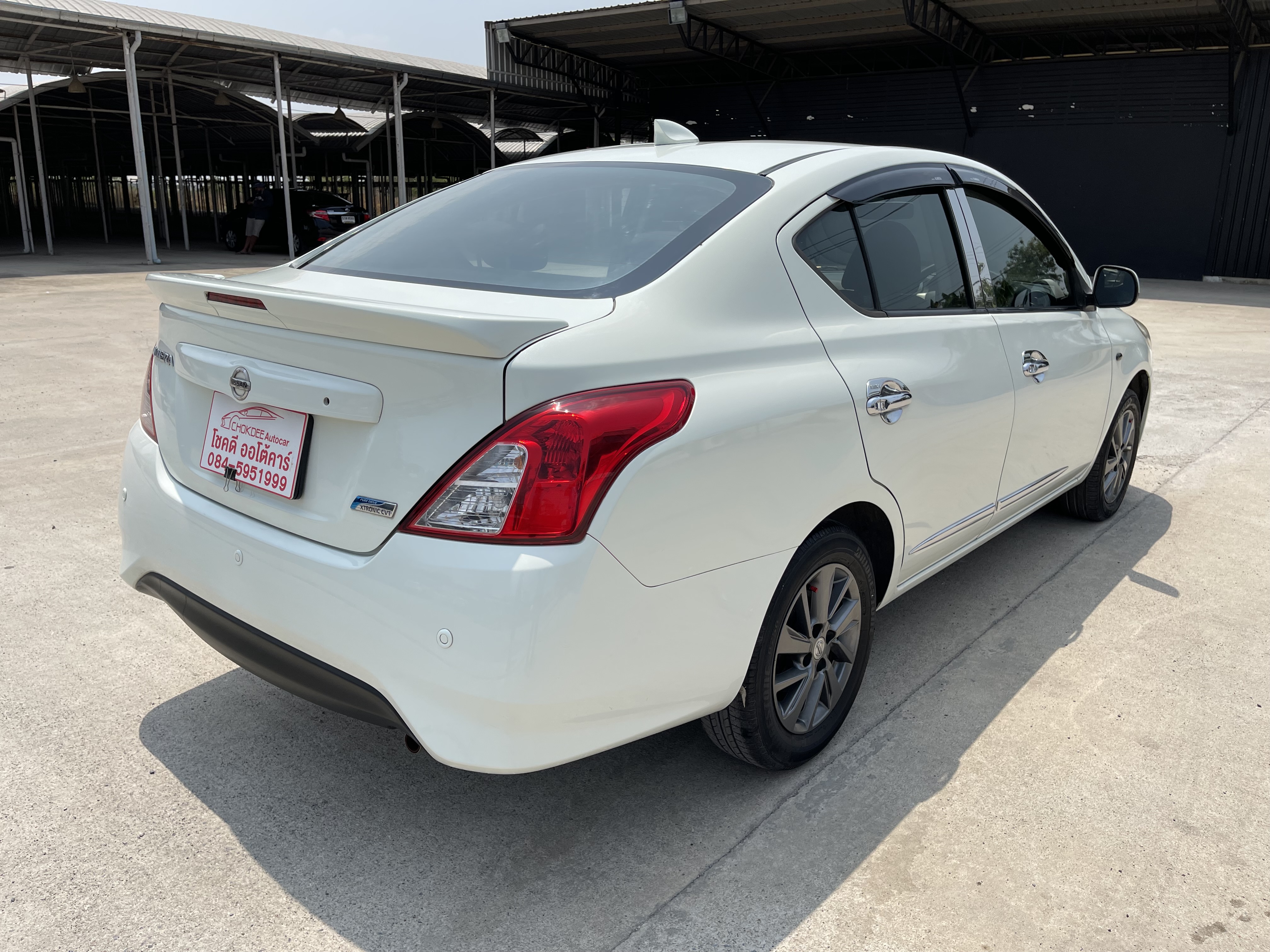 Nissan Almera 1.2 E At 2014 ขาว