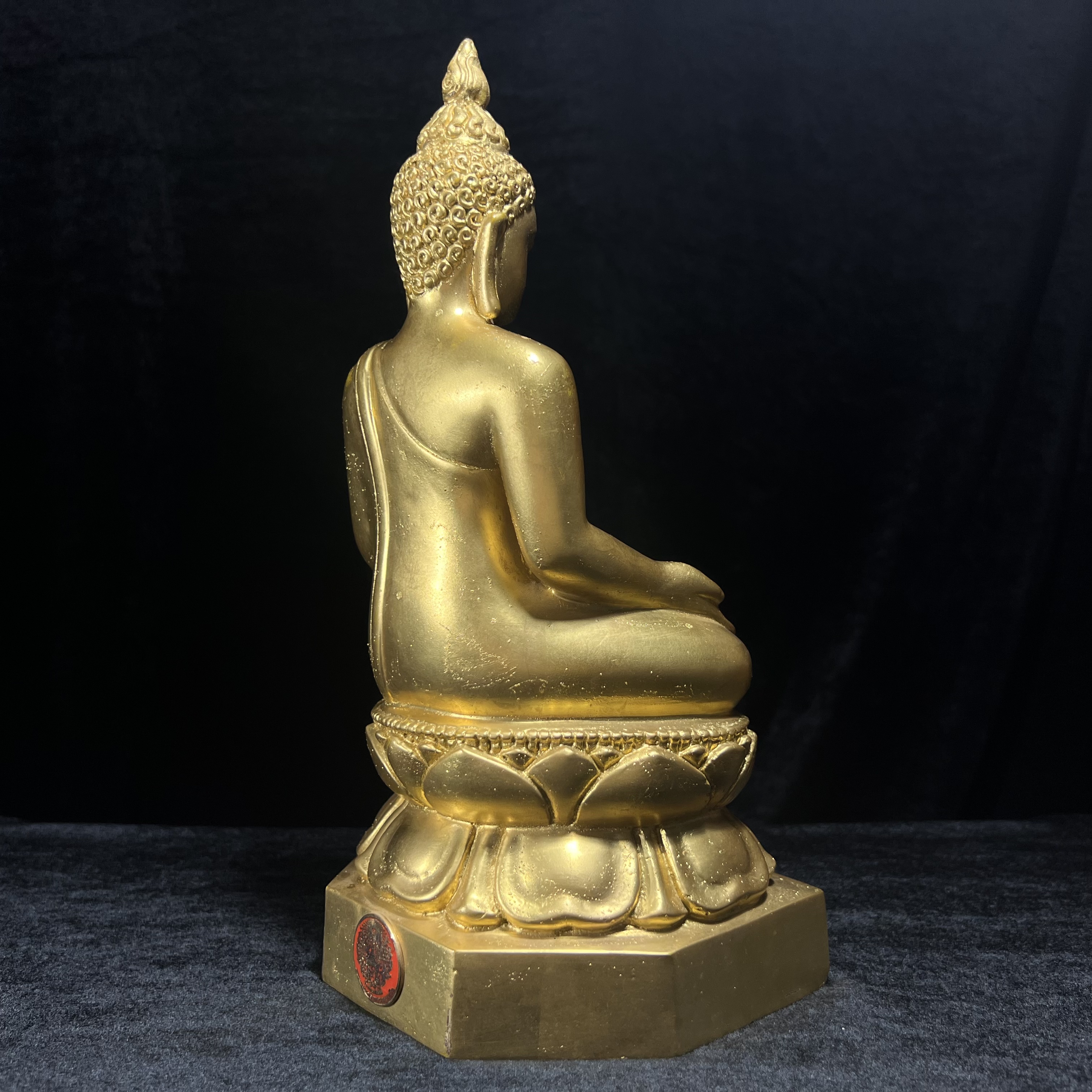 พระบูชาไพรีพินาศ วัดบวรนิเวศวิหาร ปี2538 จัดสร้างโดยสถาบันเทคโนโลยีพระจอมเกล้าพระนครเหนือ พุทธาภิเษก ณ อุโบสถวัดพระแก้ว ขนาดหน้าตัก 5 นิ้ว ทองเหลืองปิดทอง บรรจุแผ่นเงินจารโดยสมเด็จพระสังฆราช (ตอกโค๊ตหมายเลข(สจพ 309) (พระดี พิธีใหญ่)1 ใน 348 องค์ หายาก