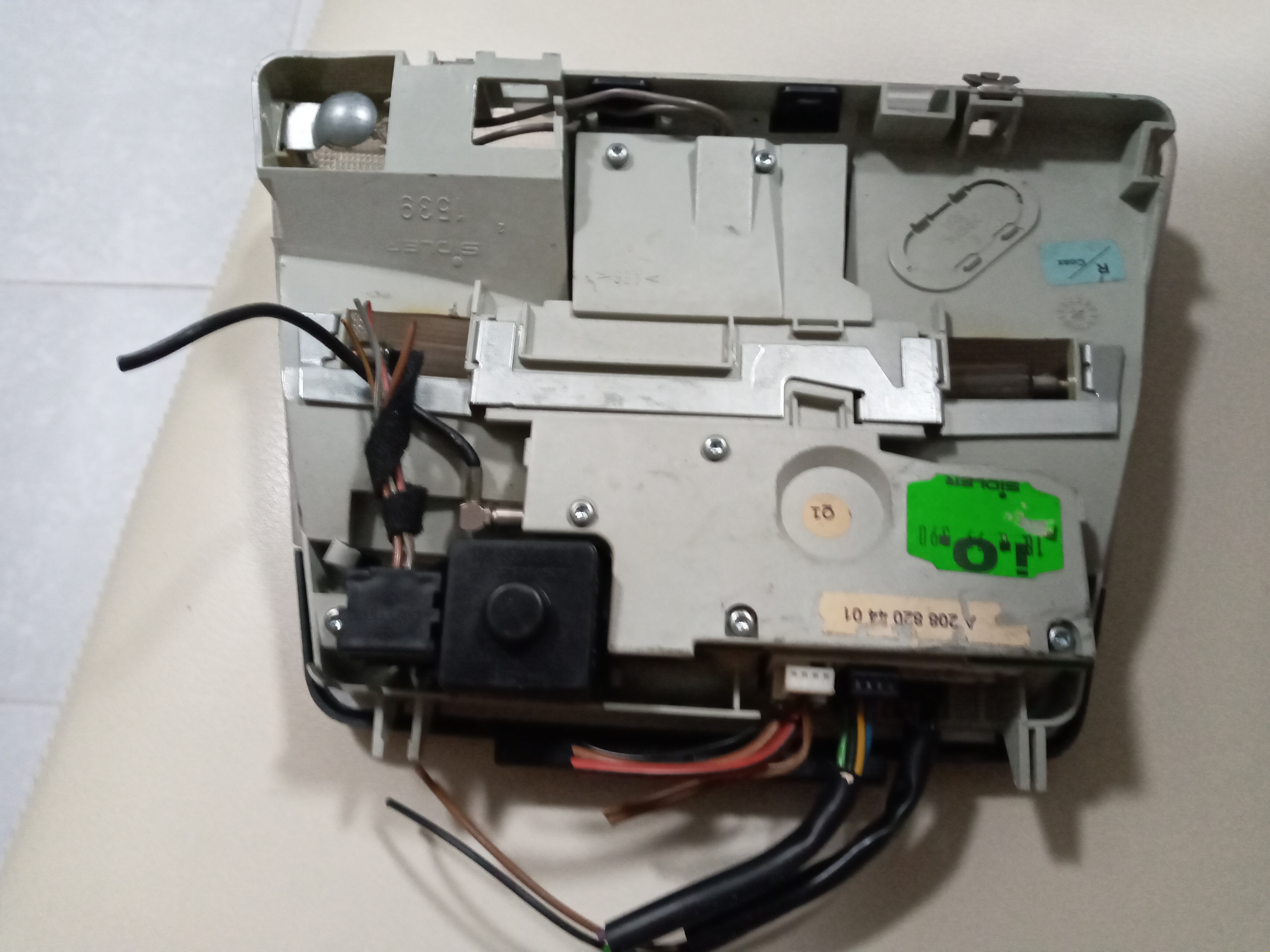 ไฟในเก๋งBENZ W210