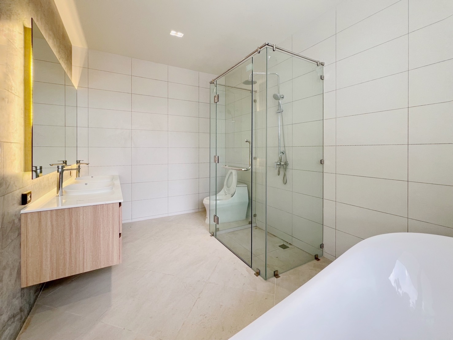 For Sales : Kathu, Loch Palm Villa, 4 Bedrooms 6 Bathrooms