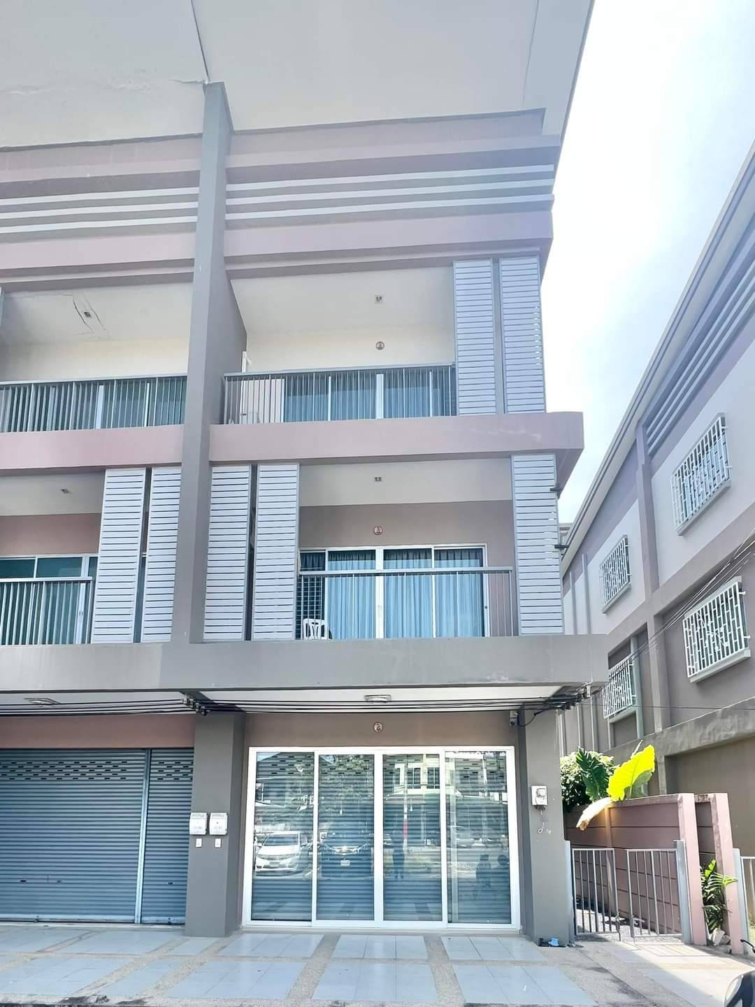 For Sales : Phuket Town Commercial Builing, 3 Bedrooms 3 Bathrooms