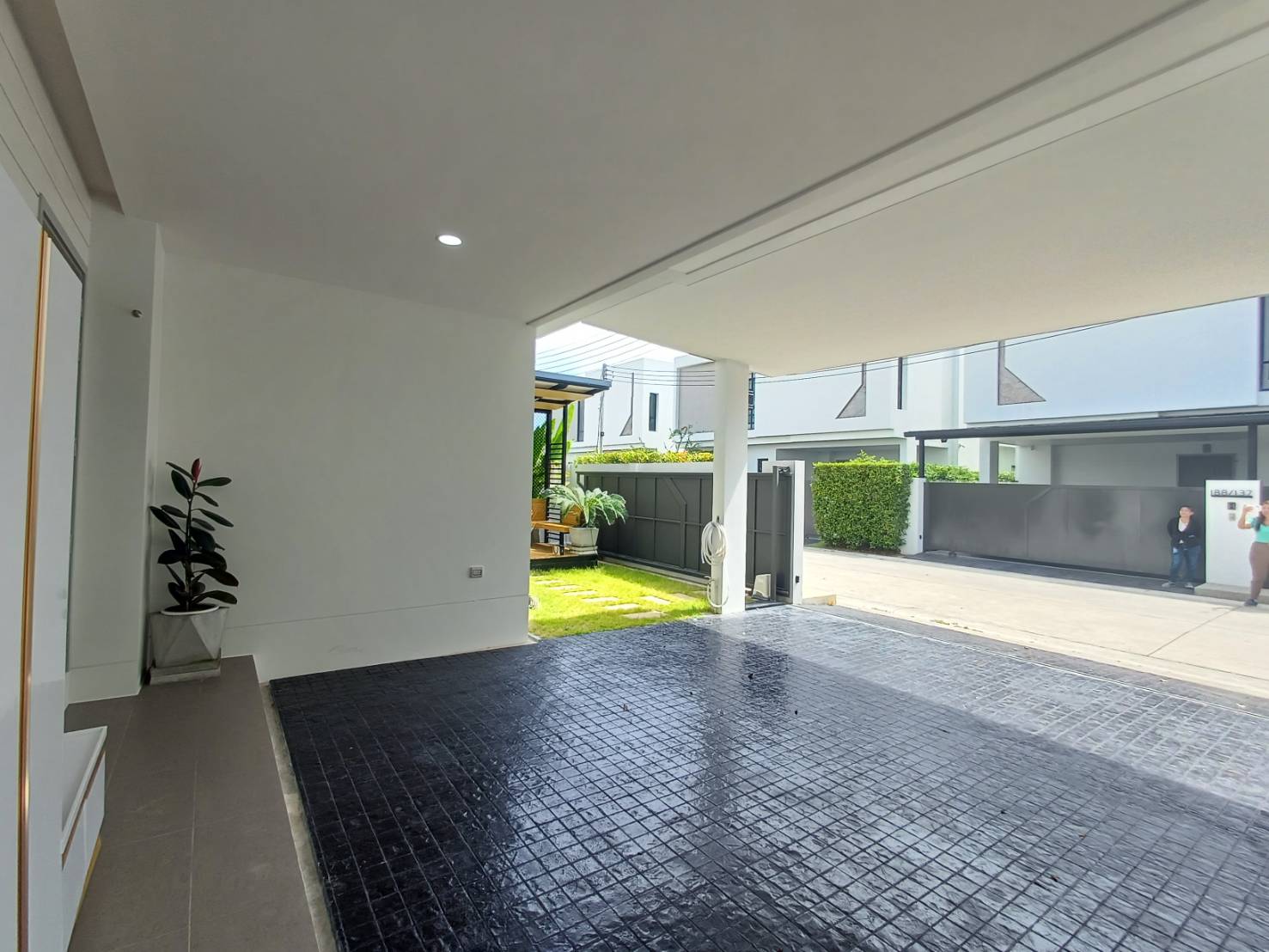 For Rent : Kohkaew, Modern style private pool villa, 4 Bedrooms 4 Bathrooms