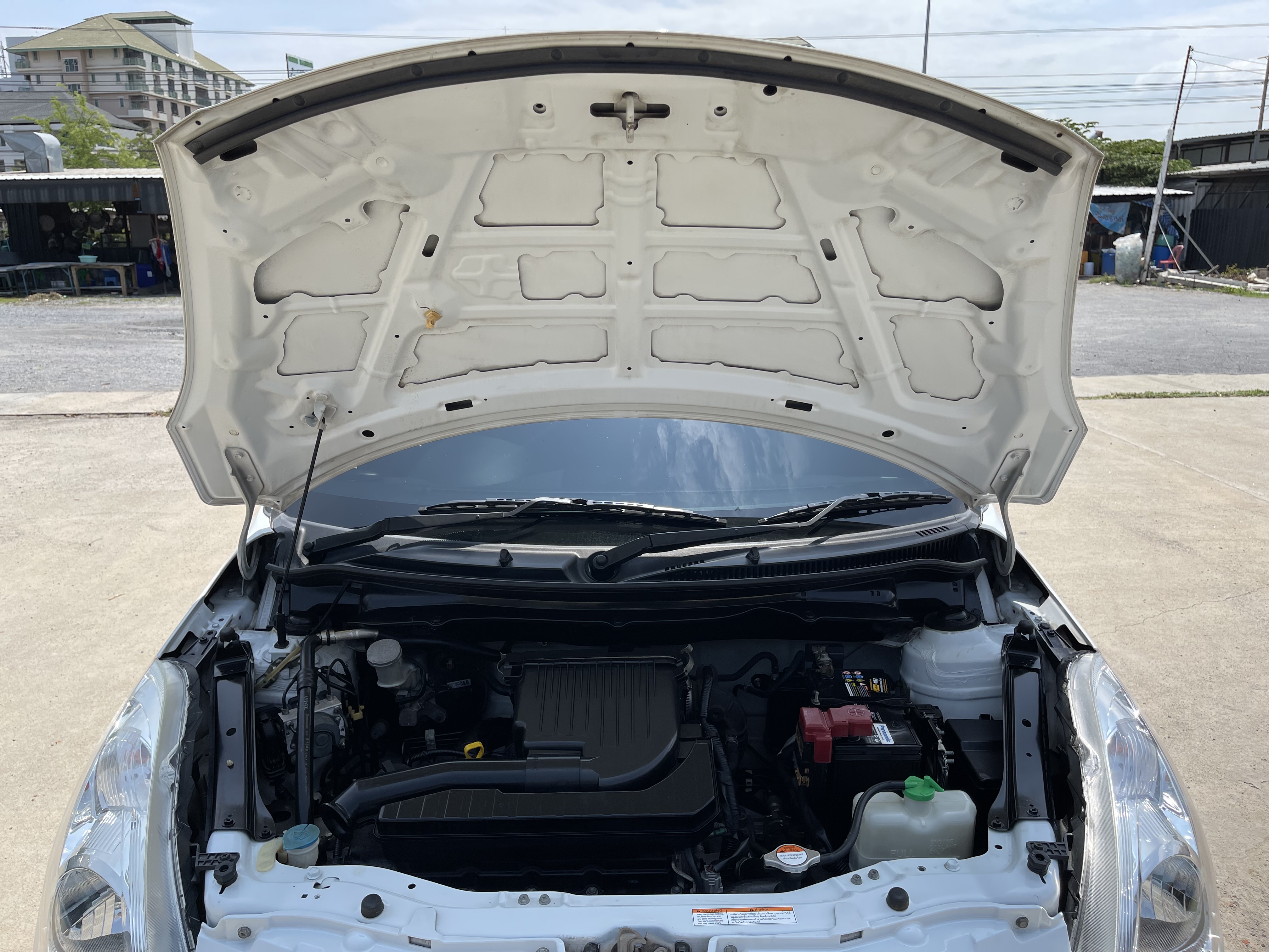 Suzuki Swift 1.2 GL At 2014 ขาวมุก