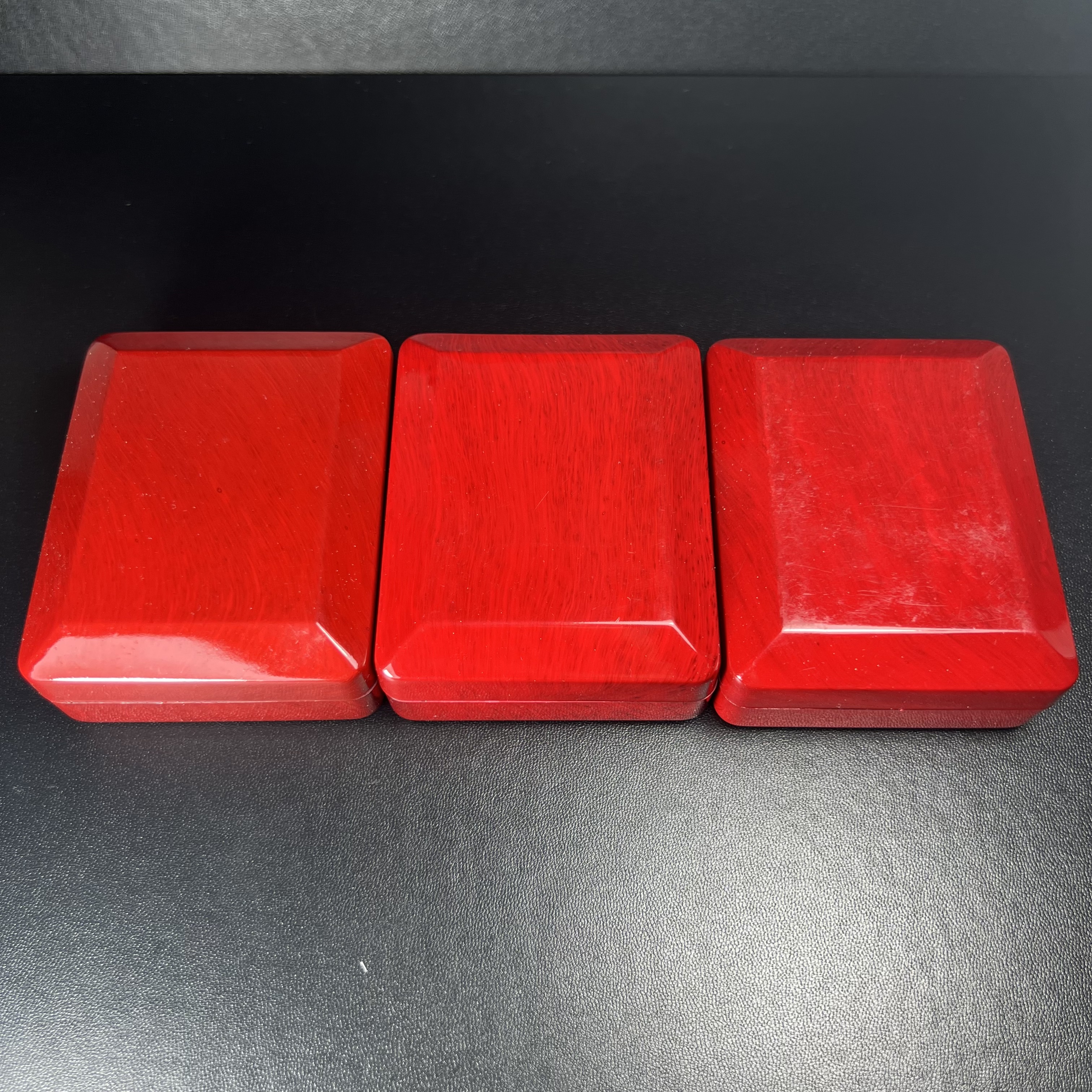 พระกริ่ง 8 รอบ ญสส. 96 พรรษา สมเด็จพระญาณสังวร สมเด็จพระสังฆราช สกลมหาสังฆปรินายก วัดบวรนิเวศวิหาร ปี 2552 เนื้อนวโลหะเต็มสูตรแก่ทองคำ(1 ใน 2999 องค์)