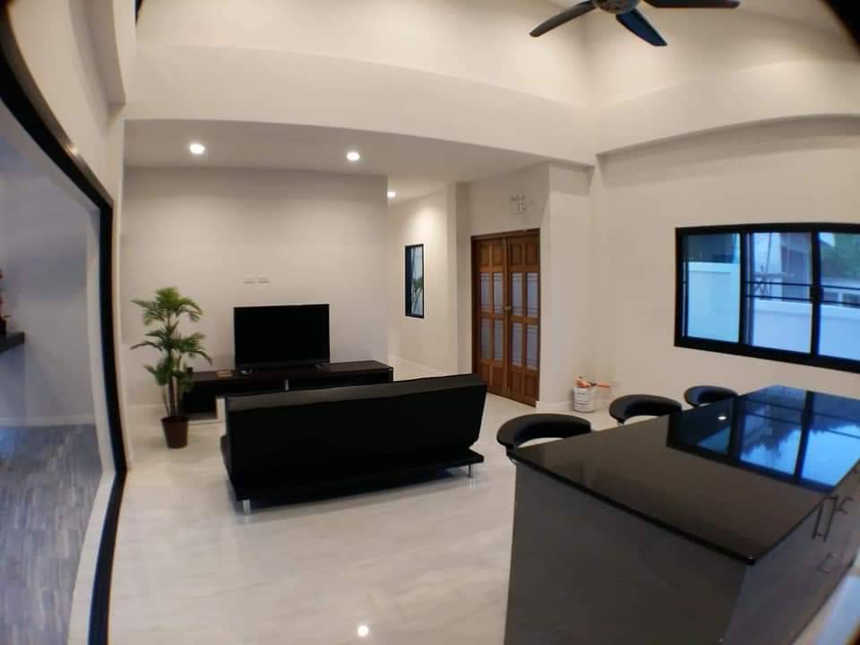 For Rent : Rawai, Private Pool Villa Soi Huai Nam Tho, 3 bedrooms 3 bathrooms