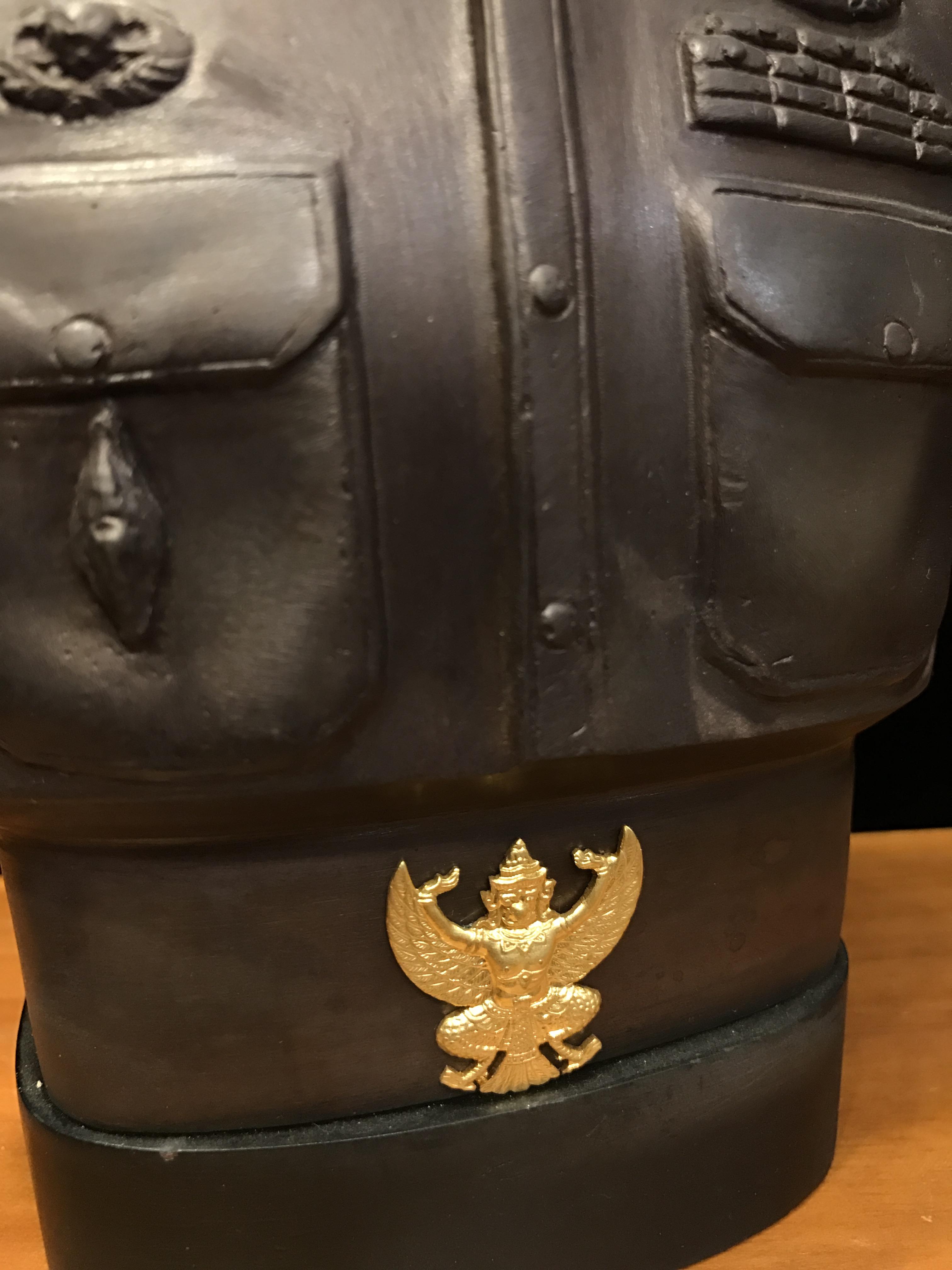 พระบรมรูปหล่อในหลวงรัชกาลที่ 9 กรมราชองครักษ์ รุ่น2 ปี2539(นิยม)