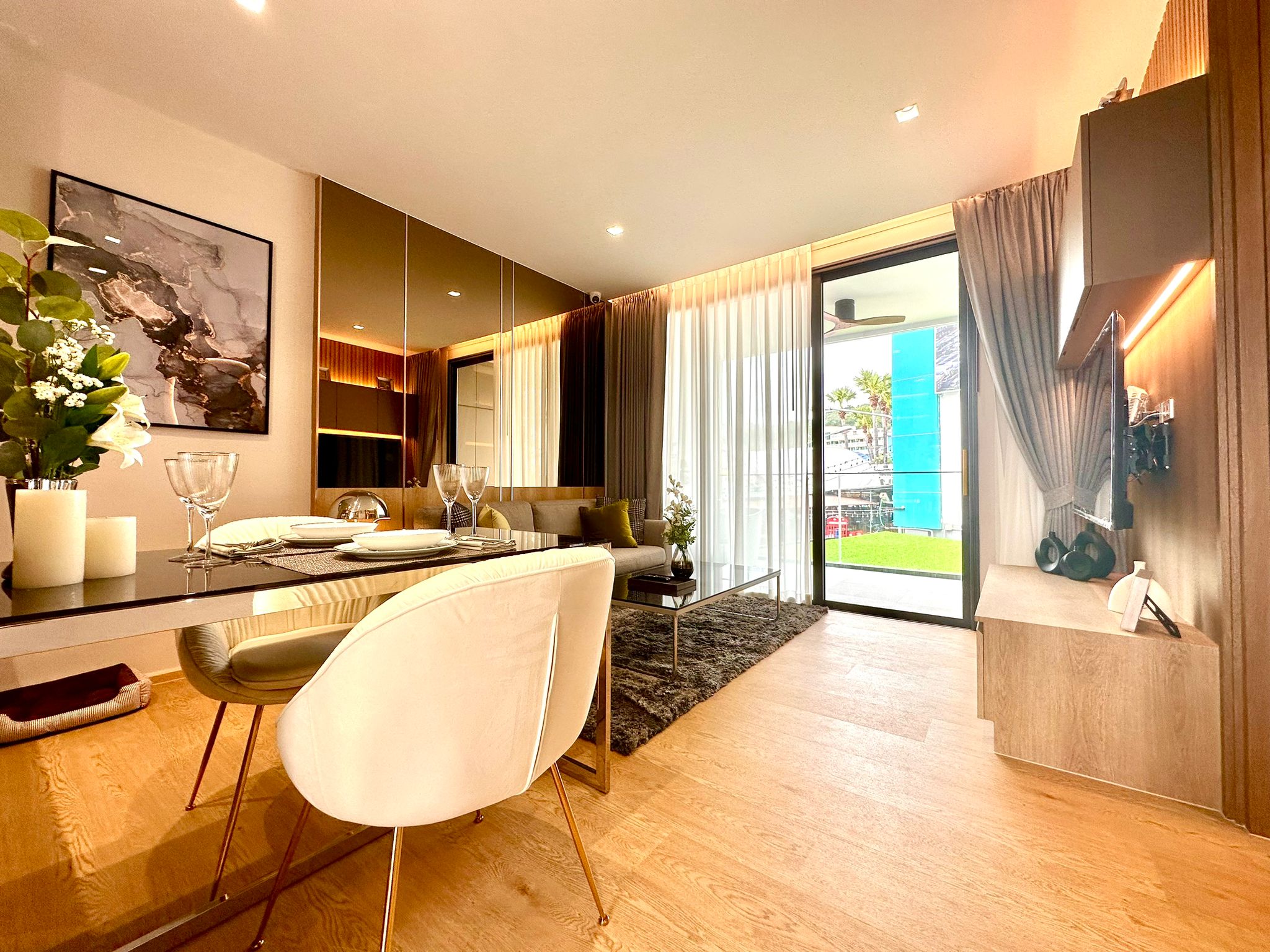 For Sales : Kata, Brand New Luxury Condo near Kata beach, 1 Bedroom, 3rd flr.