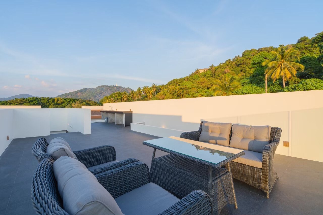 For Sale : Kata Private Luxury Pool Villa, 5 bedrooms 6 Bathrooms, Sea view.