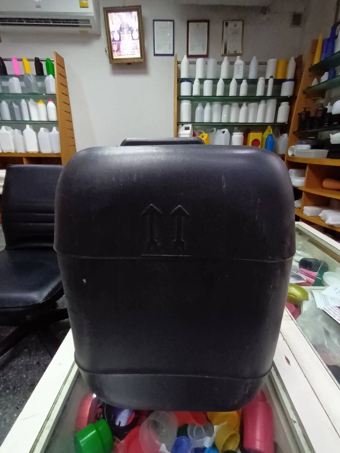 แกลลอน 25 ลิตร AD9 ดำ