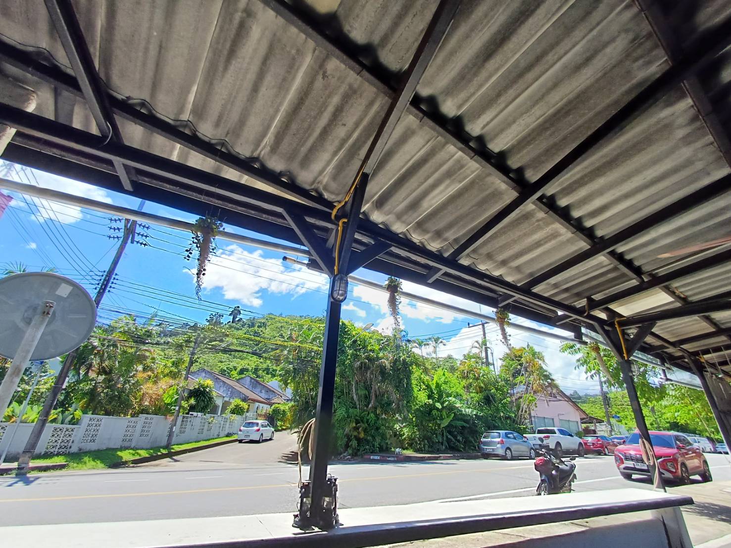 For Rent : Talat Yai, Bar&Restaurant, 2 Rooms 3 Batrooms