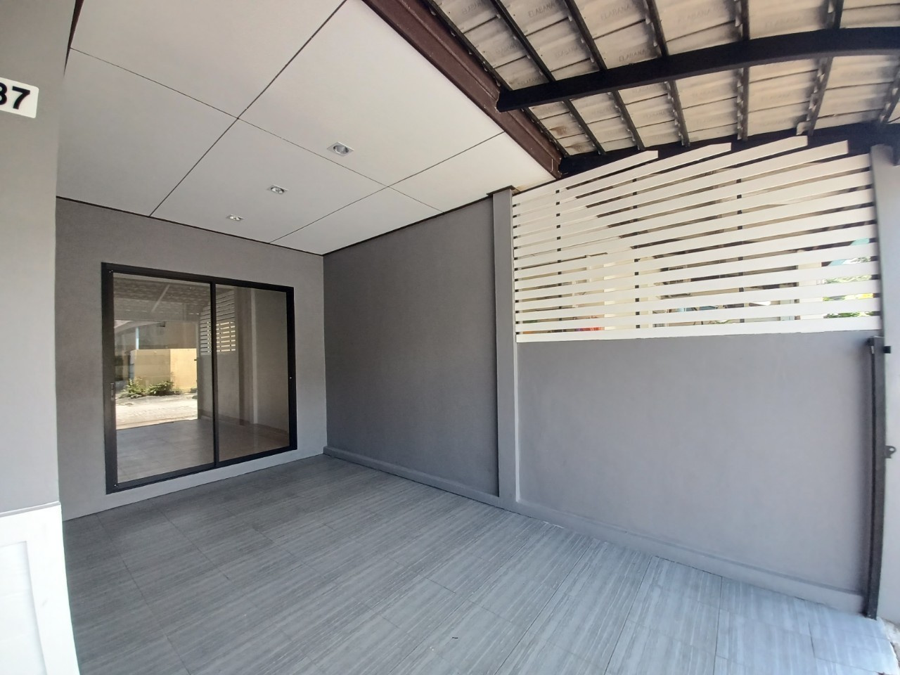 For Sales : Thalang, Town House @Ekachai Villa, 2 Bedrooms, 1 Bathrooms