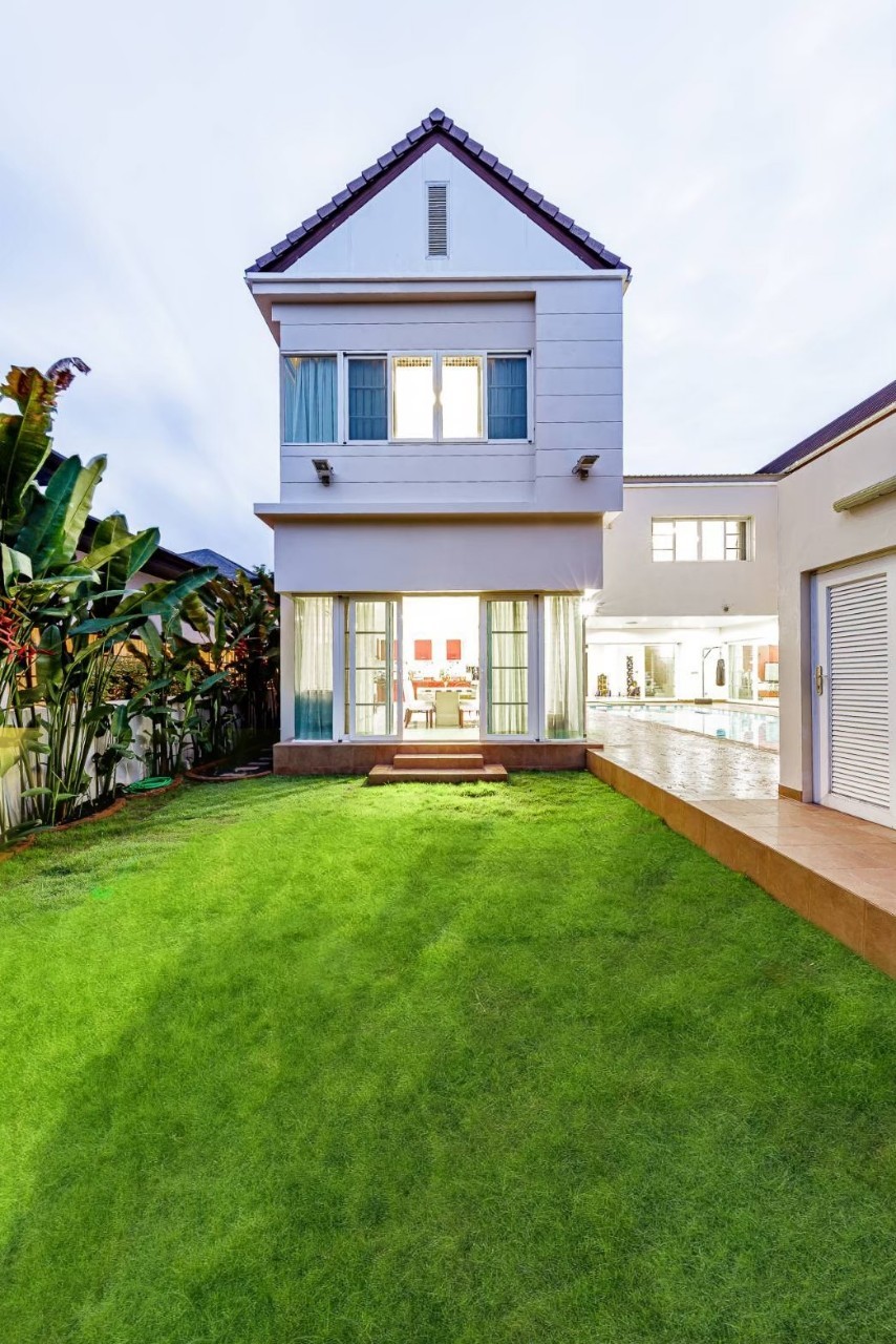 For Sale : Phuket Boat lagoon 4 Bedrooms 4 Bathrooms 163 SQ.W