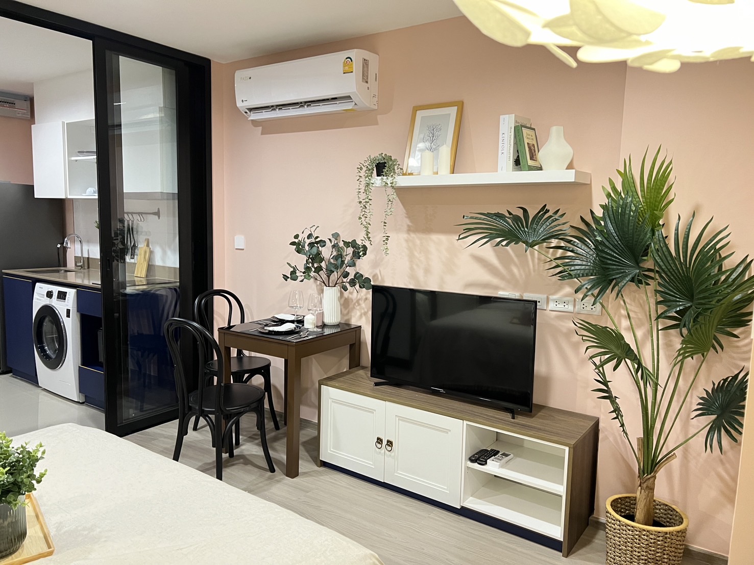 For Sale : Wichit, The Base Downtown, 1 Bedrooms 1 Bathrooms, 5th flr.