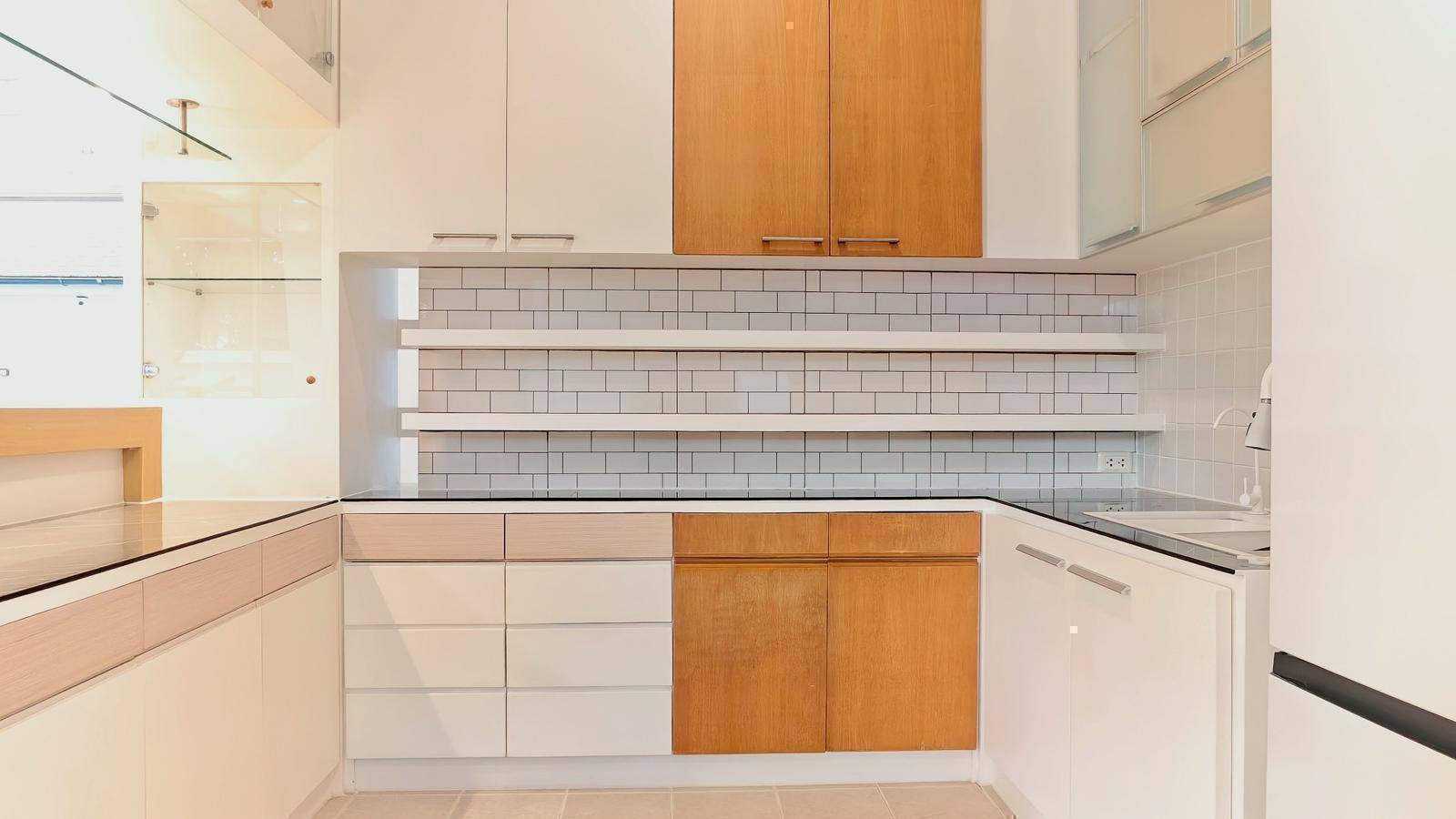 For Sales : Chalong, Luxury Pool Villa, 6 Bedrooms 7 Bathrooms