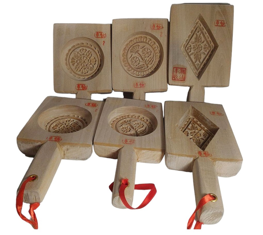 พิมพ์ไม้เคาะ พิมพ์ขนม พิมพ์ขนมไหว้เจ้า พิมพ์ขนมลายดอก กลม เบอร์2 (ขนาดประมาณ7cm-7.5cm)