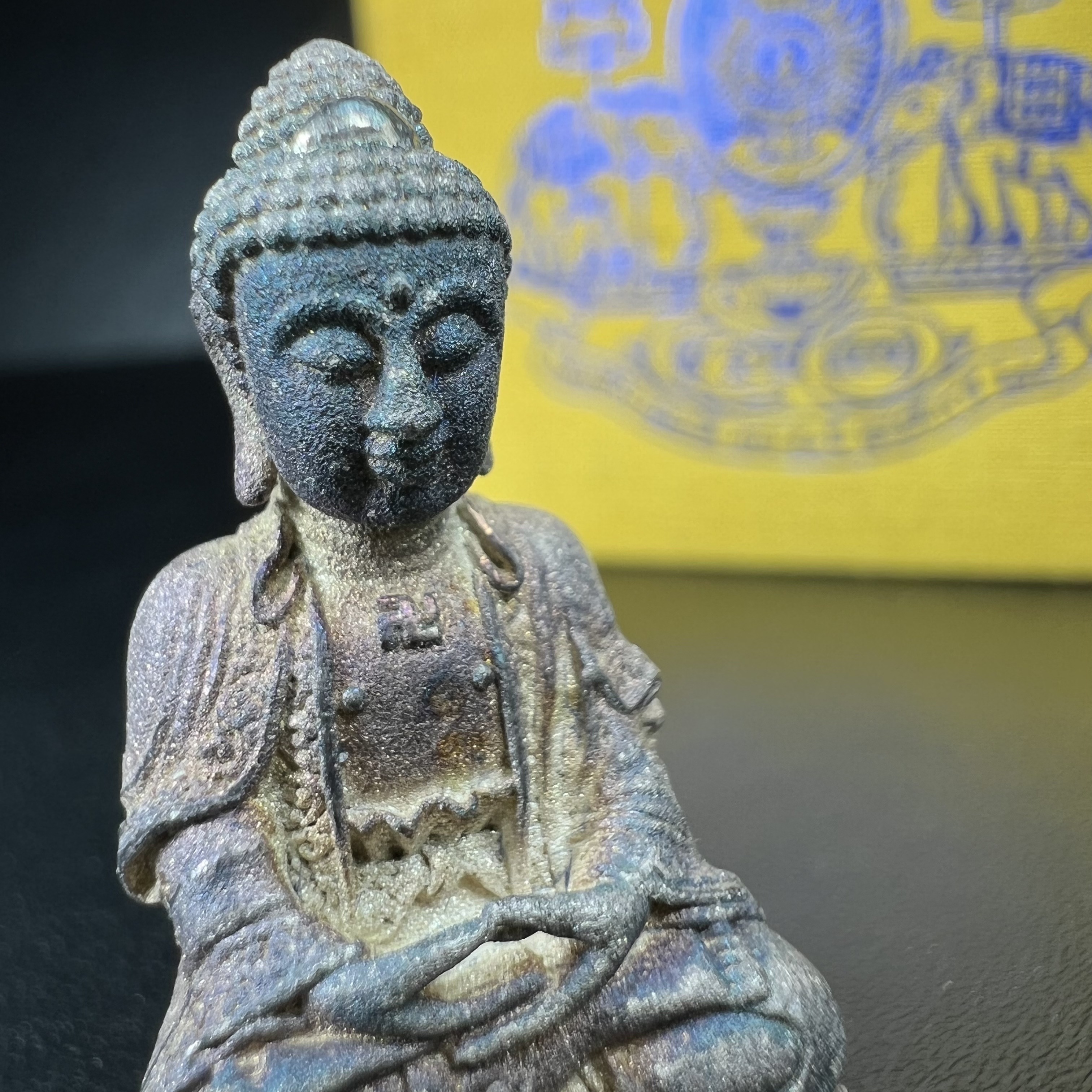 พระกริ่งจีน "ต้าเยิ่นถะ" รุ่น กาญจนาภิเษกครองราชย์ 50 ปี วัดบวรนิเวศวิหาร ปี2538 เนื้อเงิน(ผิวเดิมกลับดำขึ้นสีรุ้งเข้มขลังงดงามธรรมชาติสร้างสรรค์สภาพสวยเดิมพร้อมกล่องบรรจุเดิม ตอกโค๊ดหมายเลขกำกับ)(คัดสภาพสวยเดิมพิธีใหญ่พุทธศิลป์งดงาม)1ใน6001องค์