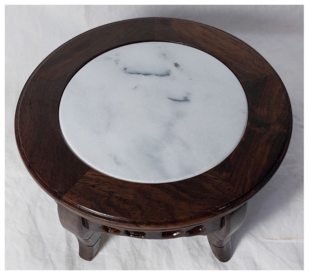 ฐานหรือกี๋ไม้สไตล์จีน 15cm หน้าท๊อปหินอ่อน ตัวละ