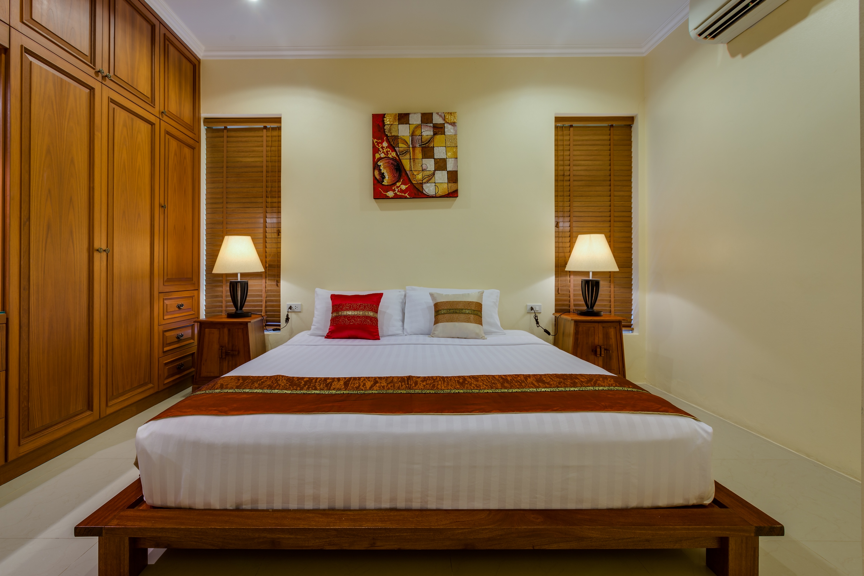 For Rent : Rawai, Private Pool Villa by the Beach, 3 Bedroom 2 Bathroom