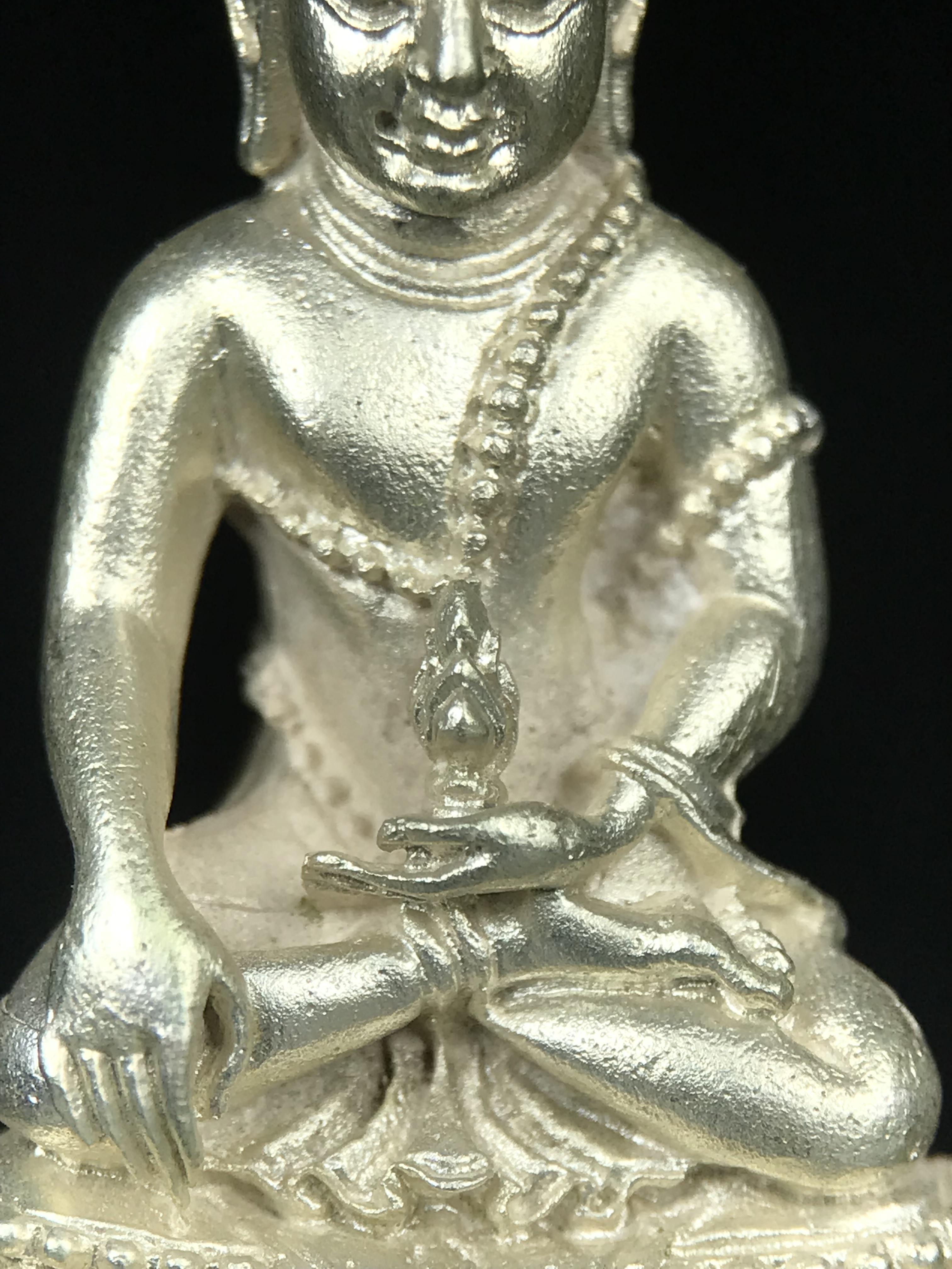 พระกริ่งศิรากาศ ภปร.(พระกริ่งคุ้มเกล้า)วัตถุมงคล"คุ้มเกล้าฯ" มูลนิธิ “คุ้มเกล้า” ในพระบรมราชูปถัมภ์ จัดสร้าง โรงพยาบาลภูมิพล เนื้อเงิน(พิมพ์หน้าไทย)(สภาพผิวขึ้นน้ำทองทั่วองค์สวยมากมาก!!)(ในหลวงรัชกาลที่9เสด็จเททอง)(พิธีใหญ่)(นิยม)