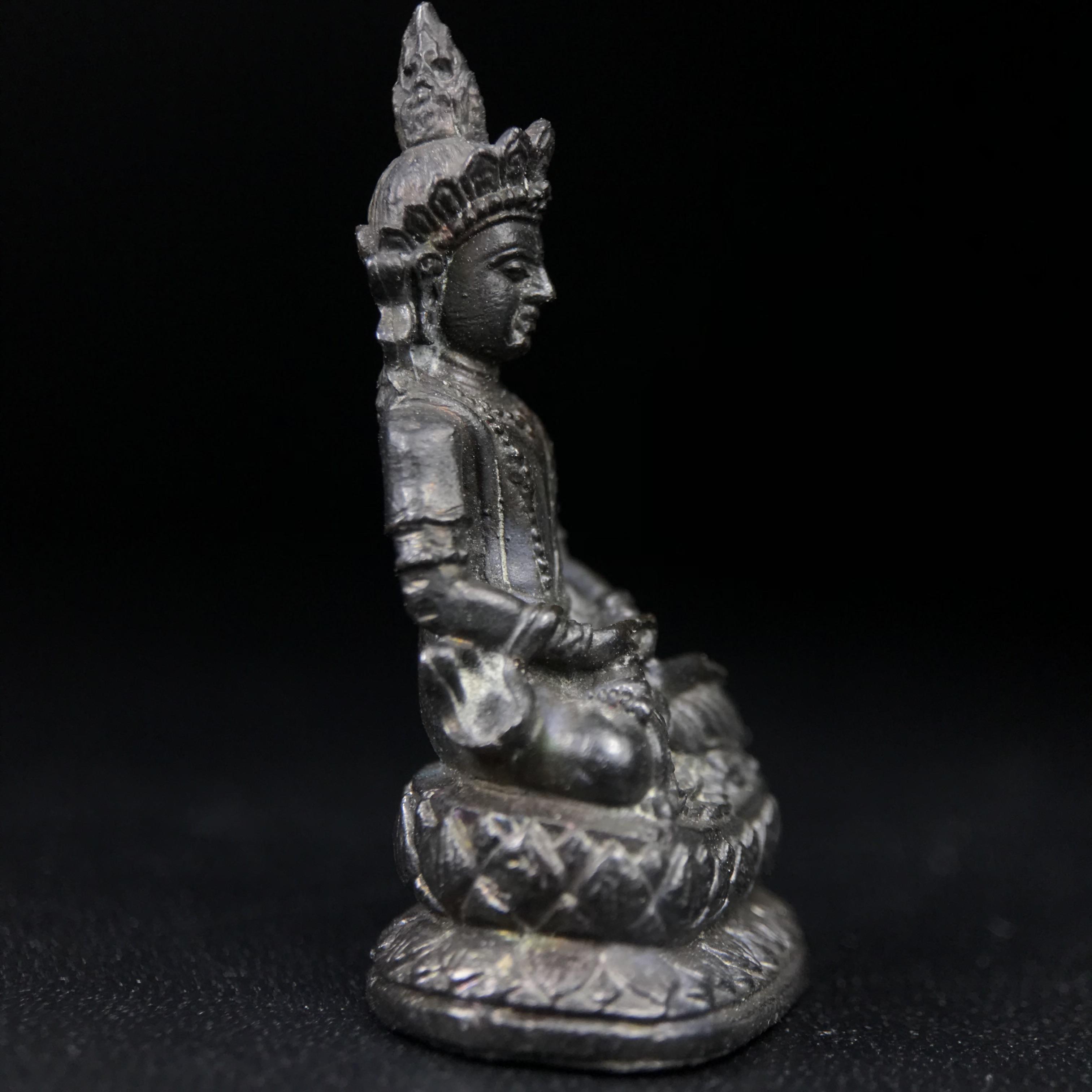 พระไวโรจนะพุทธ(กริ่งธิเบต) ท่านเจ้าคุณโพธิ์แจ้ง วัดมังกรกมลาวาส(เล่งเน่ยยี่) ปี 2515(รุ่นแรก) เนื้อนวโลหะ พิธีใหญ่ฉลอง ๑๐๐ปี วัดมังกรกมลาวาส (ในหลวงรัชกาลที่ ๙ ทรงเสด็จเททอง ) หลวงปู่โต๊ะ วัดประดู่ฉิมพลีเมตตาอธิษฐานจิตปลุกเสก (หายาก)