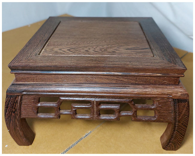 ฐานไม้สไตล์จีน หรือกี๋(ขาโค้ง) ท๊อป16cm ตัวละ