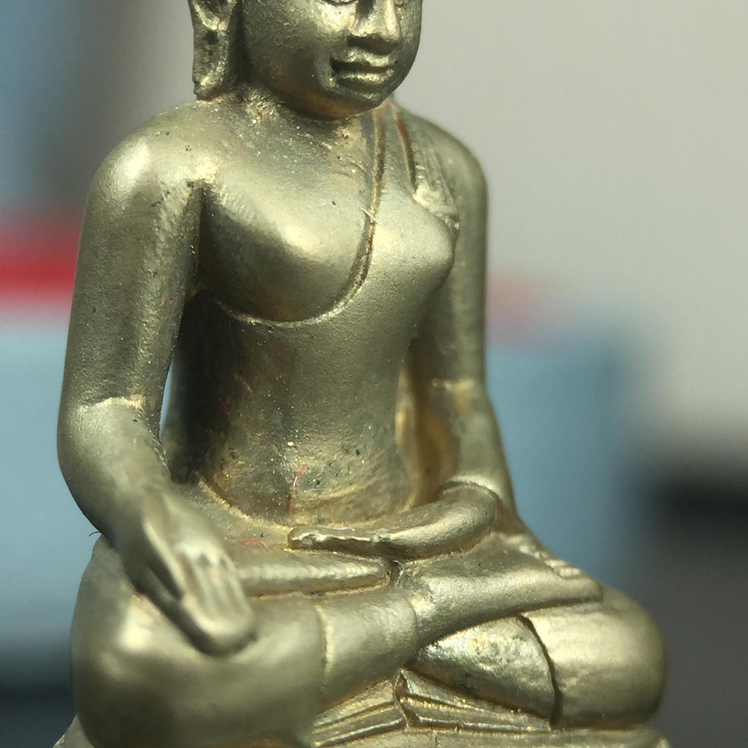 พระกริ่งไพรีพินาศ ครองสิริราชสมบัติครบ 50 ปี พ.ศ.2540 เนื้อทอง93 สวย ครบ สมบูรณ์ ชุดพระราชทาน(หายาก)