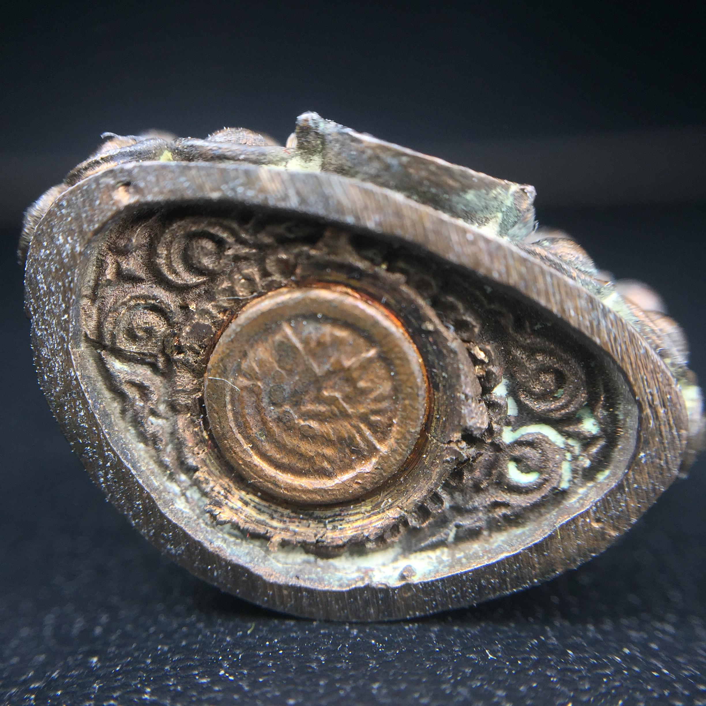 พระกริ่งศิรากาศ ภปร.(วัตถุมงคล"คุ้มเกล้าฯ") โรงพยาบาลภูมิพล เนื้อนวโลหะพิมพ์หน้าไทย (ในหลวงรัชกาลที่9เสด็จเททอง)(พิธีใหญ่)(นิยม)