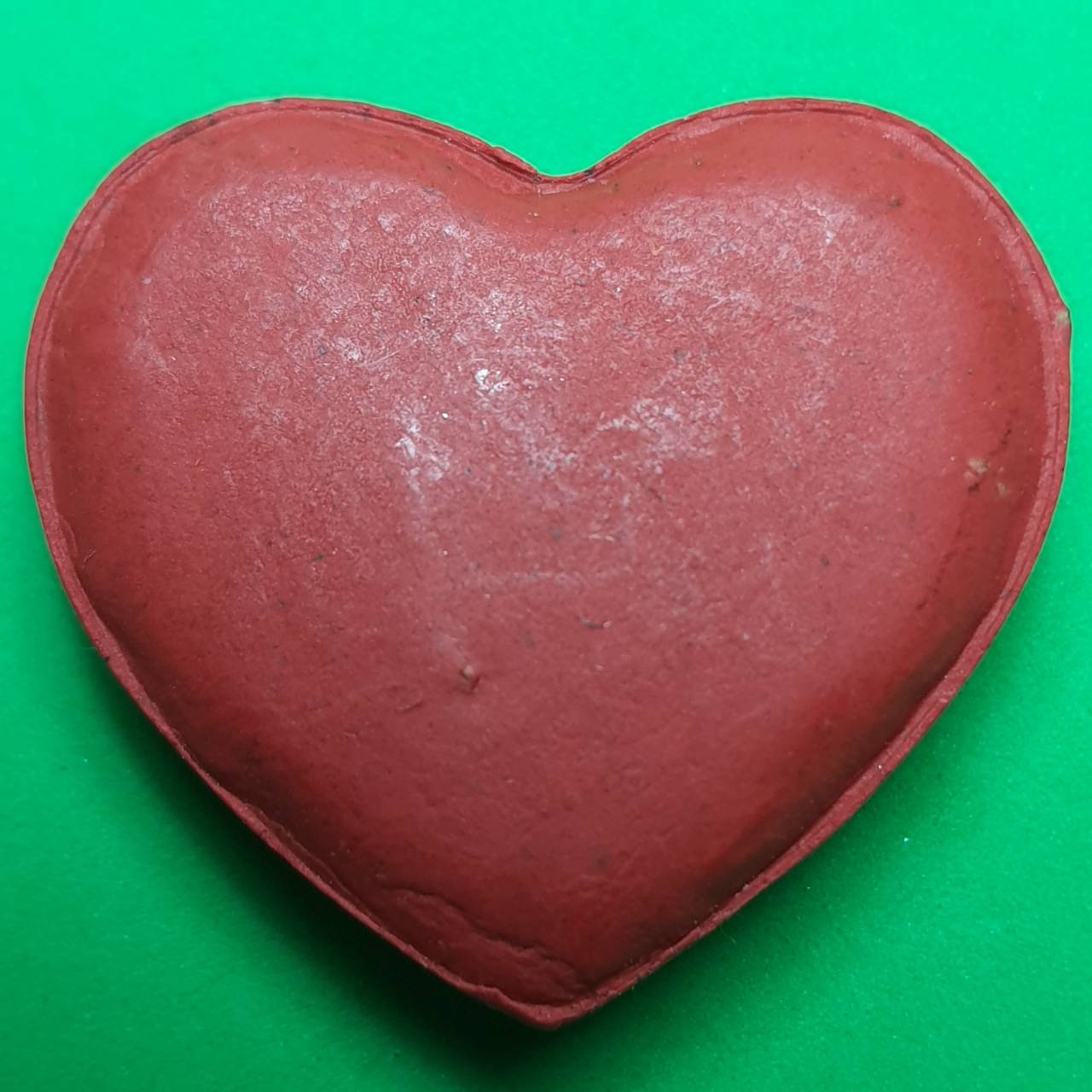 ของเสน่ห์ หัวใจเสน่ห์ สีแดง มวสาร ว่านไก่แดงโปร เลี่ยมกรอบ หัวใจเสน่ห์ของแท้ เสน่ห์จันทร์