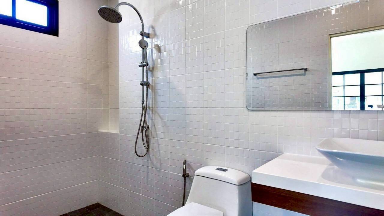 For Sale : Pakhlok, Single-story house, 3 bedrooms 2 bathrooms