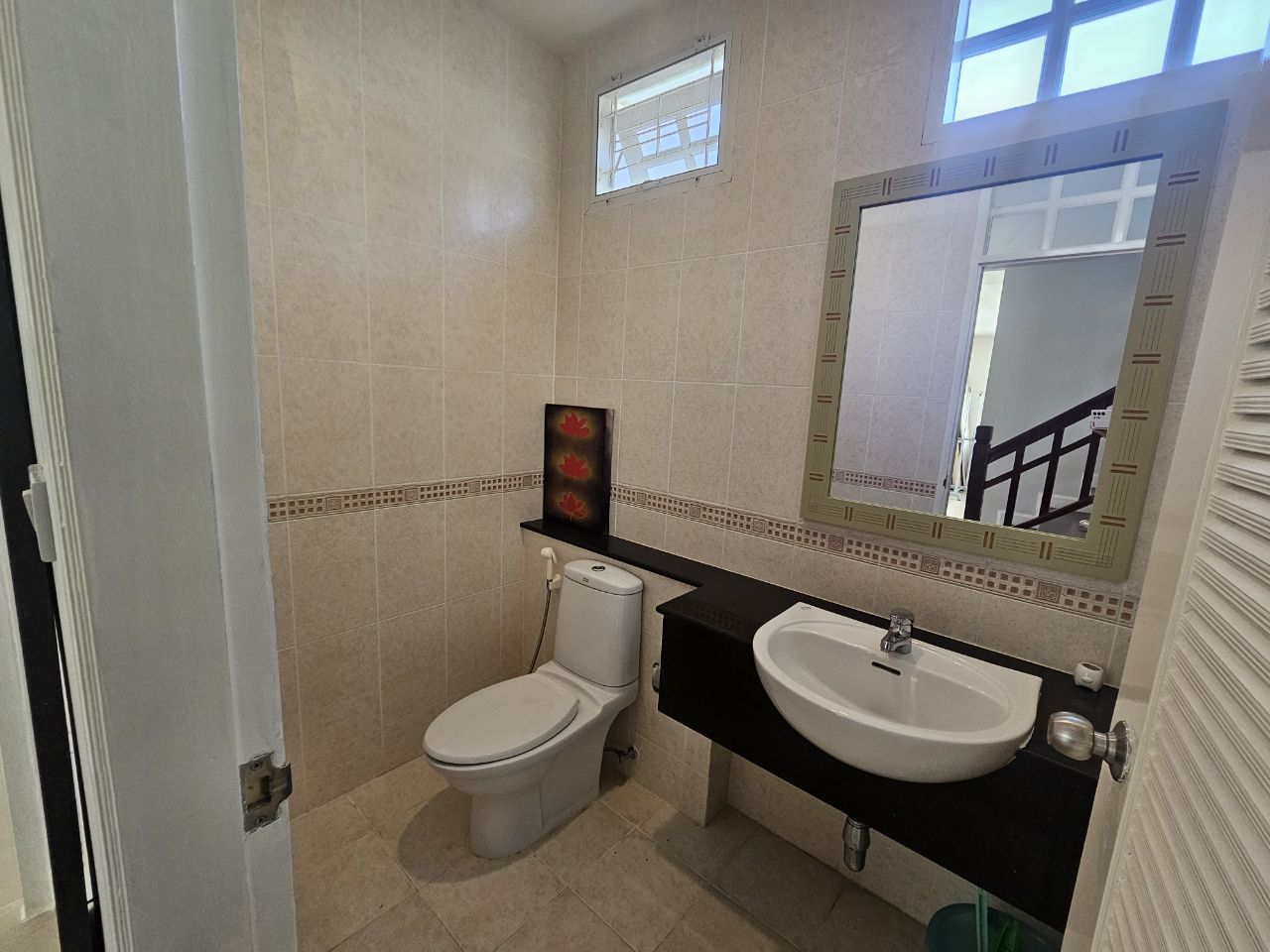 For Rent : Kathu, Private House, 3 bedrooms 3 Bathrooms, Garden View