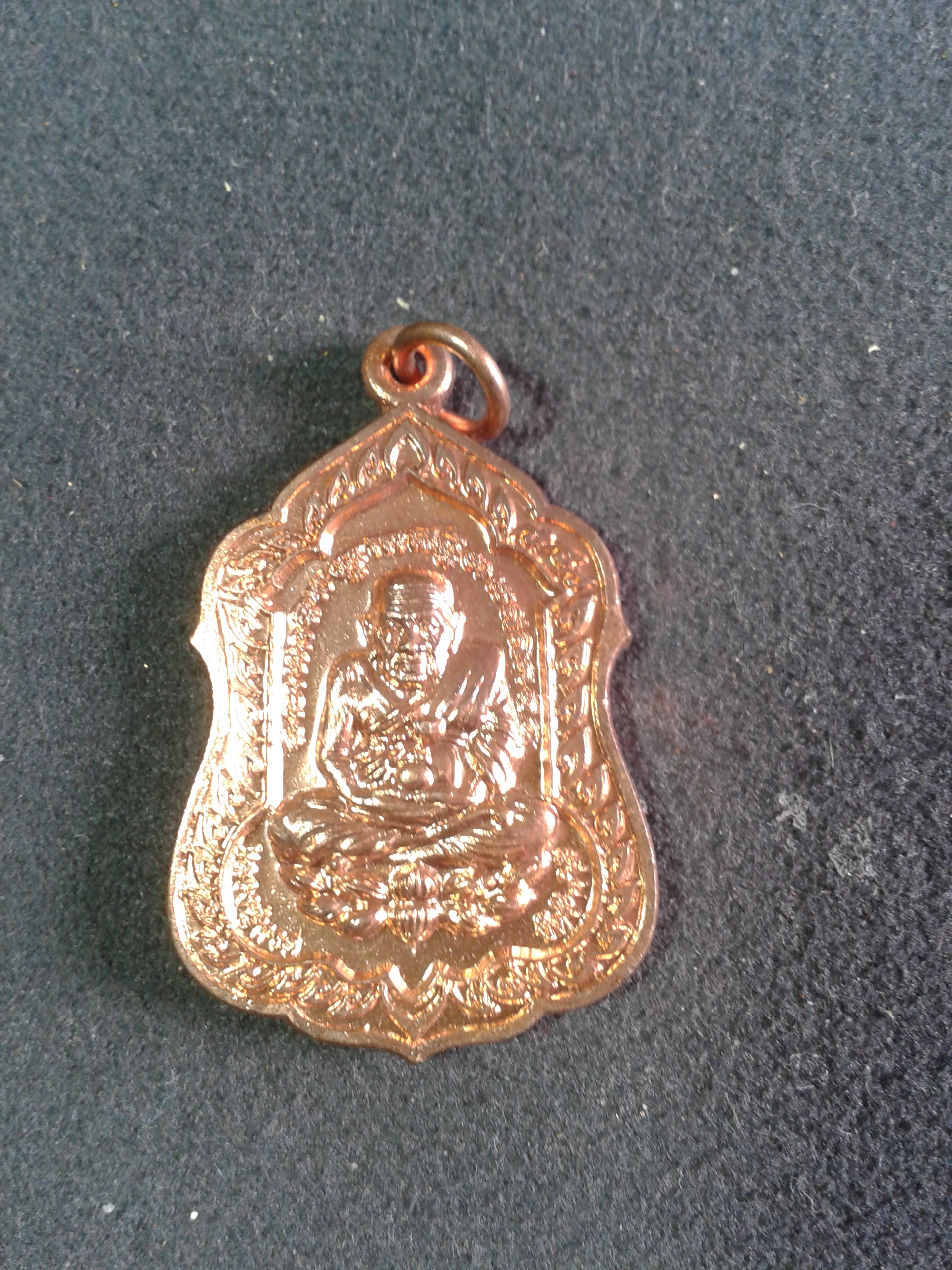 พระครูสุทธิวราภรณ์ (หลวงปู่สรวง วรสุทโธ) เลื่อนสมณศักดิ์ องค์ละ 199 บาท พร้อมจัดส่งครับ