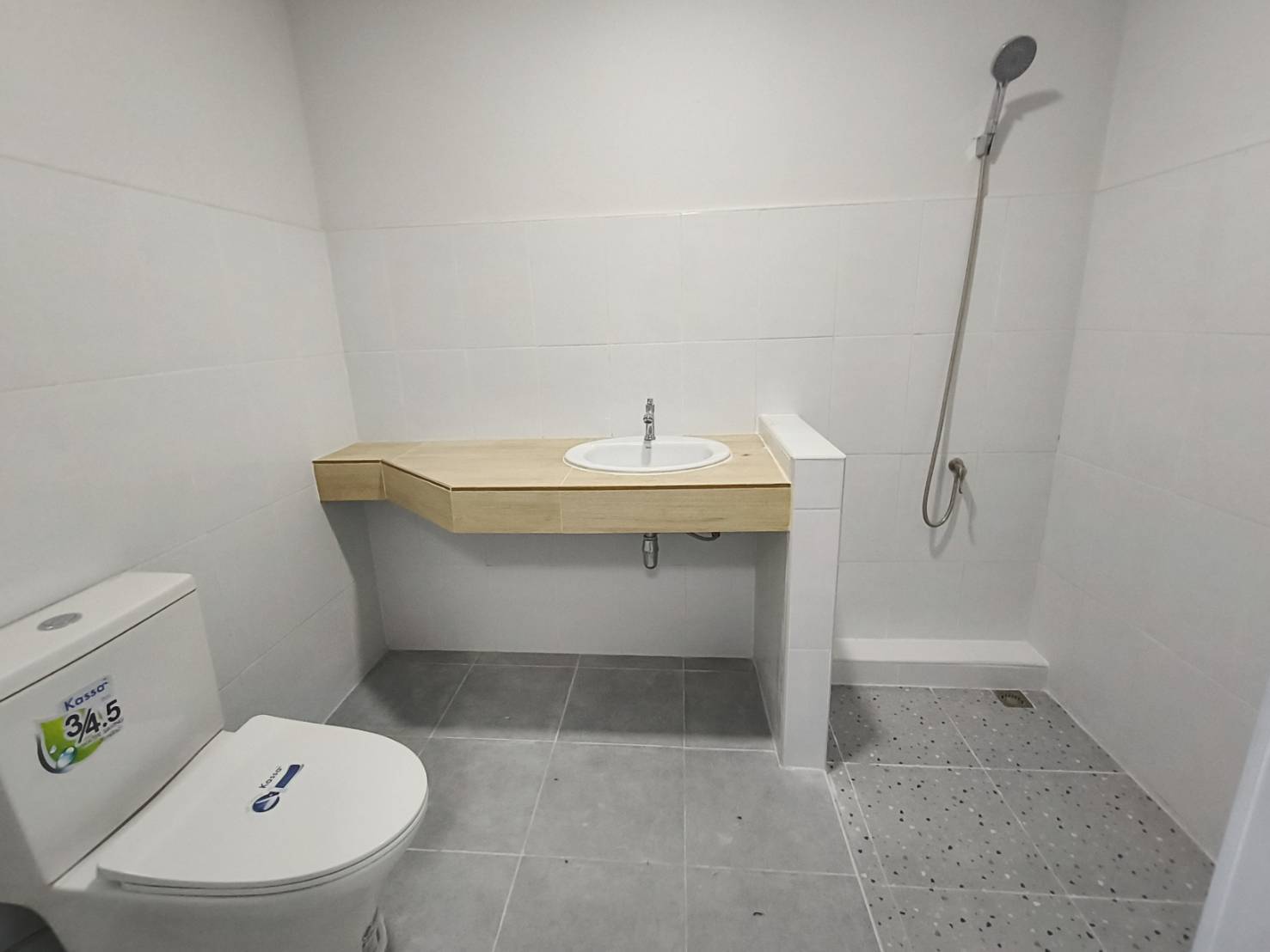 For Sales : Ratsada, 2-Storey Commercial Building, 2 bedroom 2 bathroom