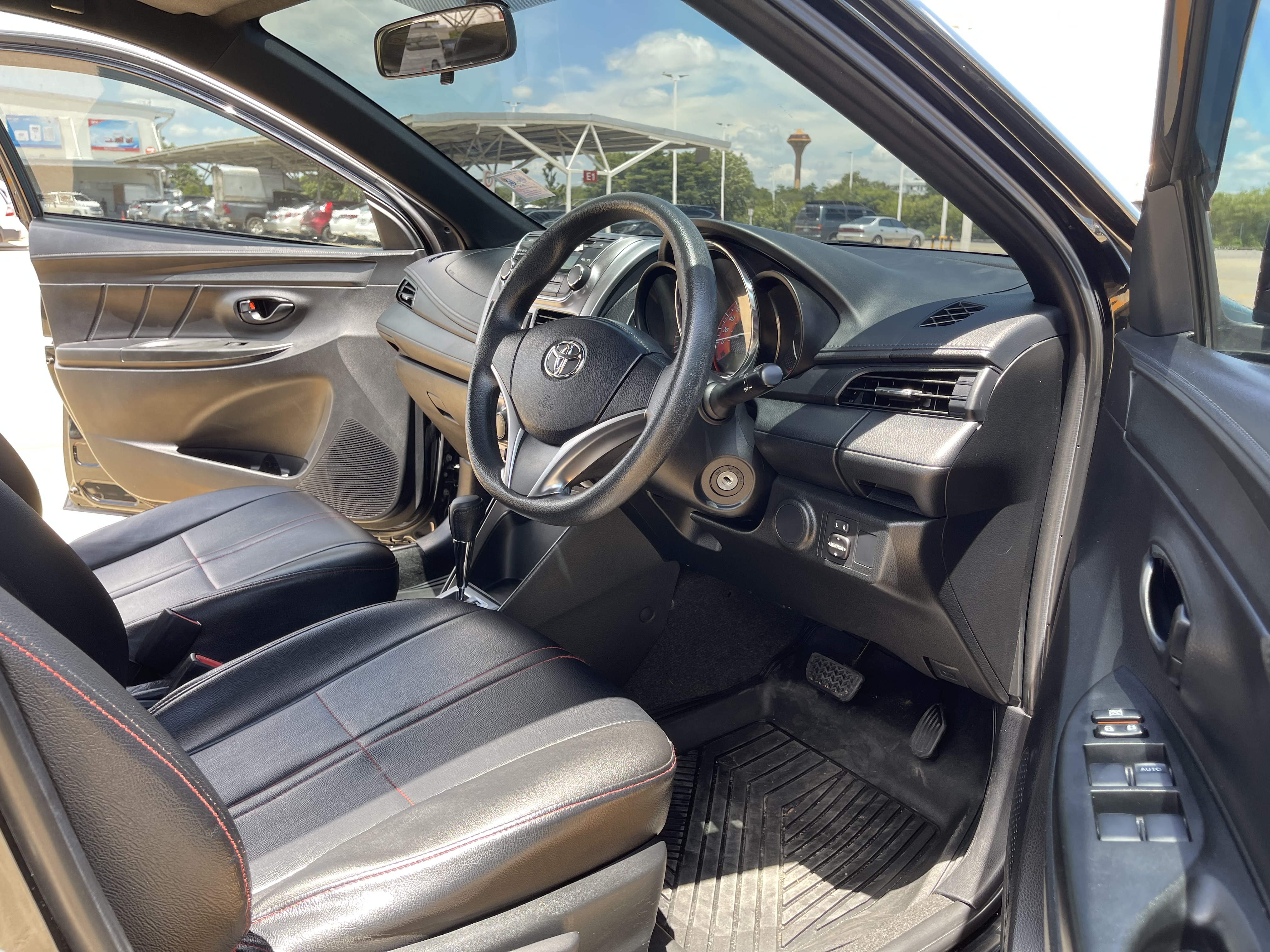 Toyota Yaris 1.2 E At 2017 ดำ