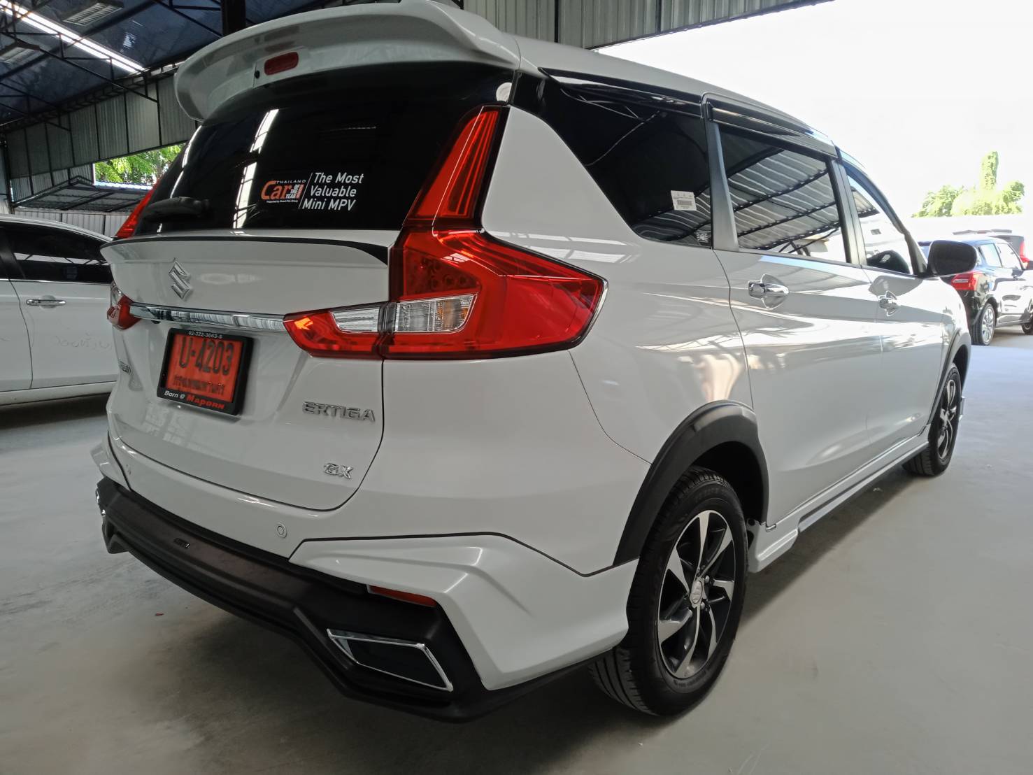 Suzuki Ertiga 2019 V.1 with custom grille bodykits by Amotriz