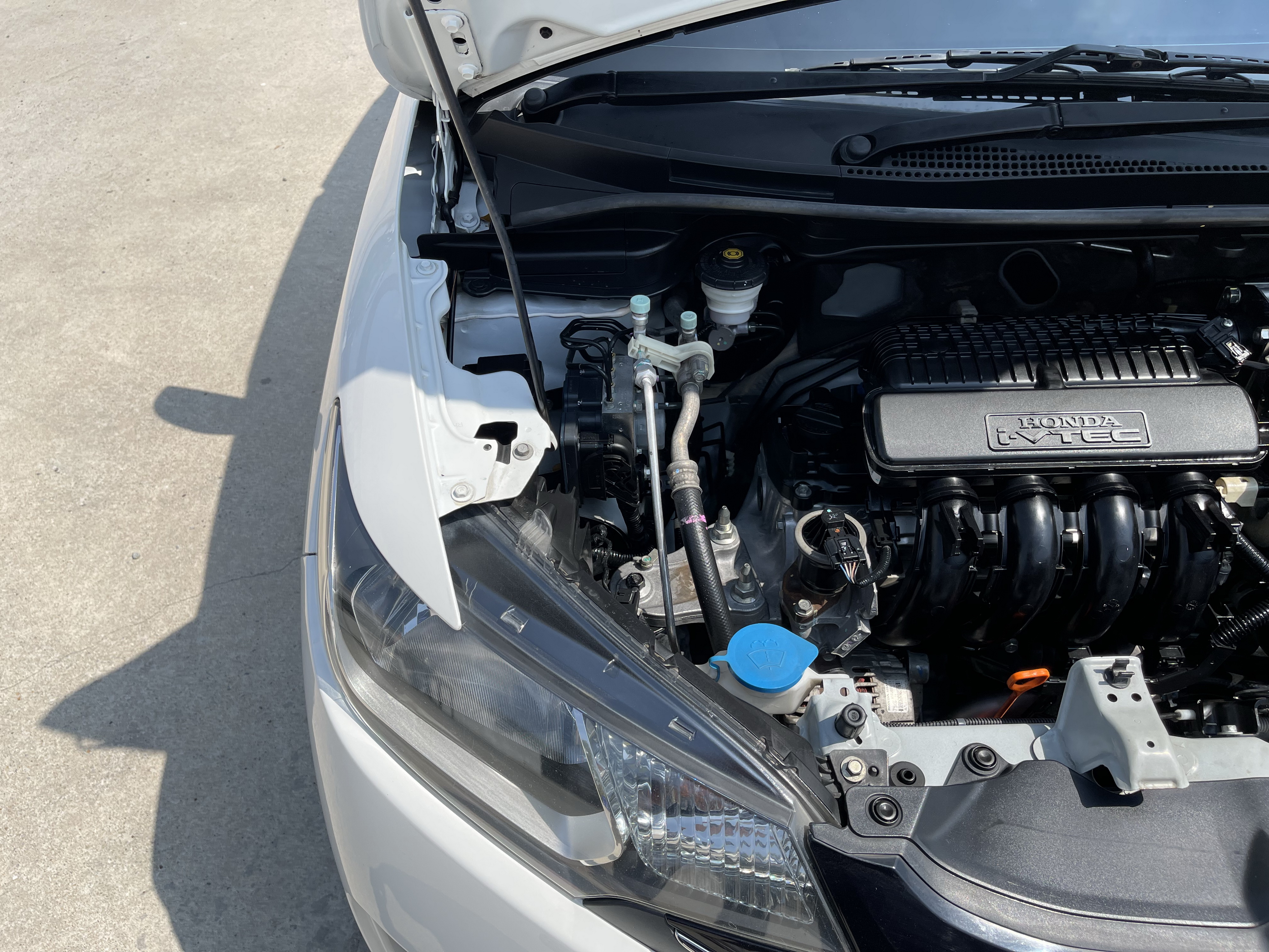 Honda Jazz 1.5 SV At 2016 ขาว