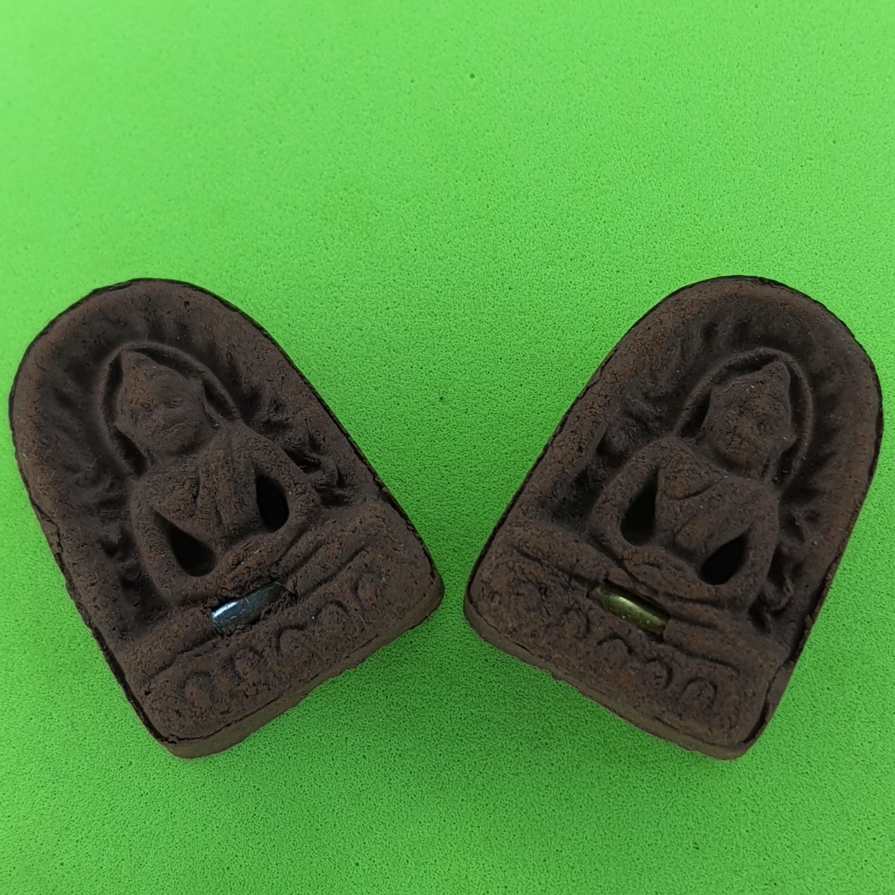 พระของชำร่วย พระซุ้มกอ ฝังตะกรุด 50 ชุด เนื้อแร่เหล็กน้ำพี้ ของที่ระลึก พระซุ้มกอพิมพ์กลาง พระแท้ พระซุ้มกอแท้ พระเครื่องพระซุ้มกอ พระซุ้มกอเนื้อผง พระซุ้มกอกำแพงเพชร พระซุ้มกอพิมพ์กลาง พิมพ์ใหญ่