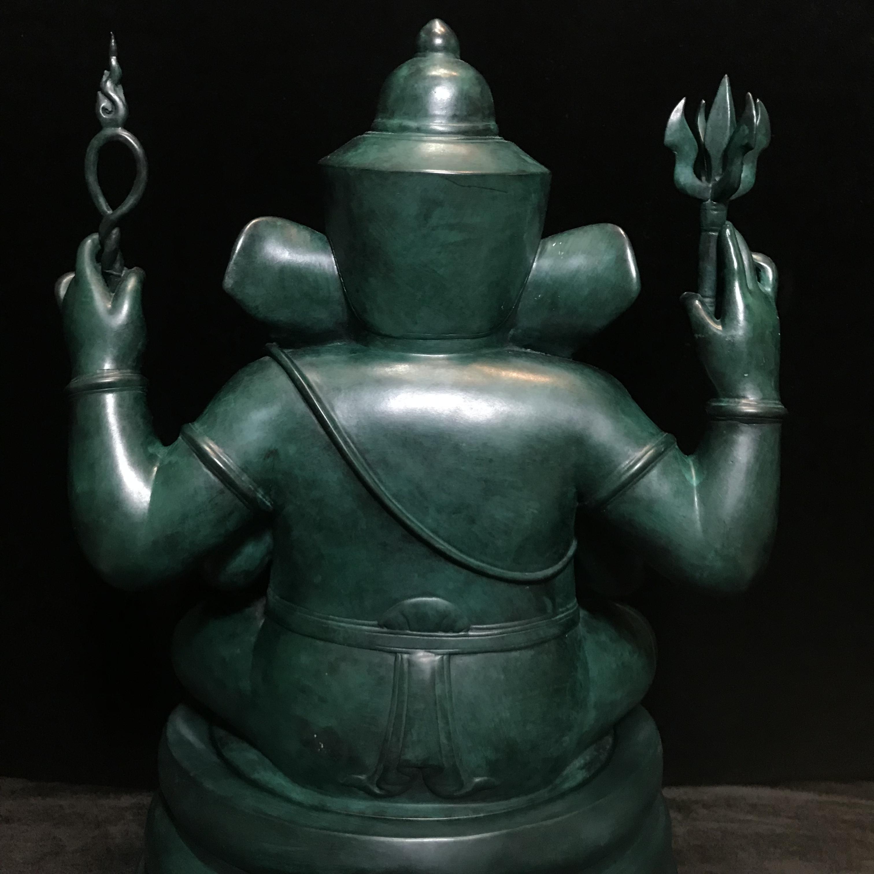 พระพิฆเนศวร 65 ปี คณะจิตรกรรม มหาวิทยาลัยศิลปากร ปี2551 ลอยองค์เนื้อสำริดขนาดหน้าตัก 9 นิ้ว(เนื้อสำริดเขียวพลาติน่า)