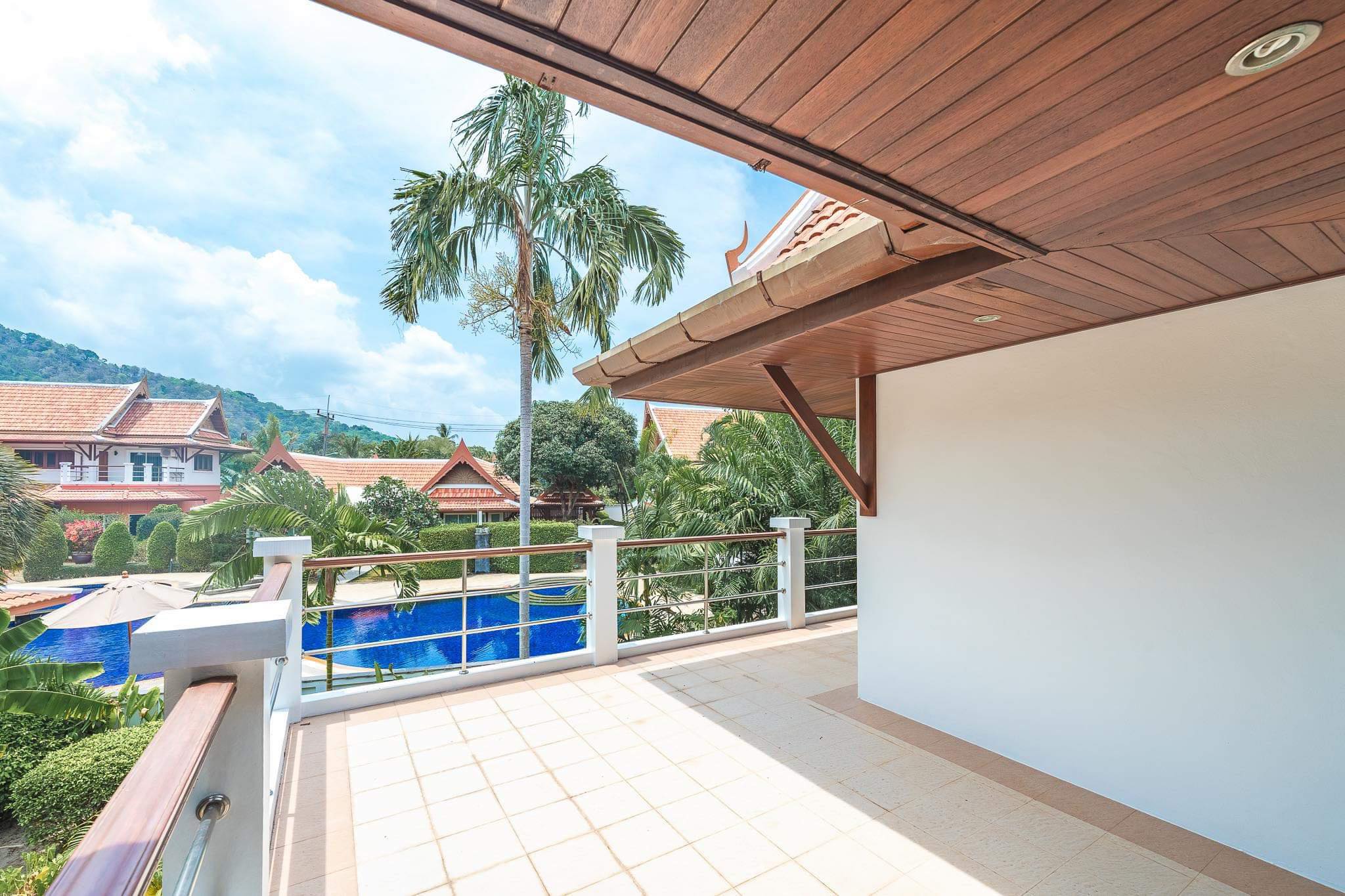 For Rent : Rawai, 2-story house, contemporary Thai style, 3 bedrooms 2 bathrooms