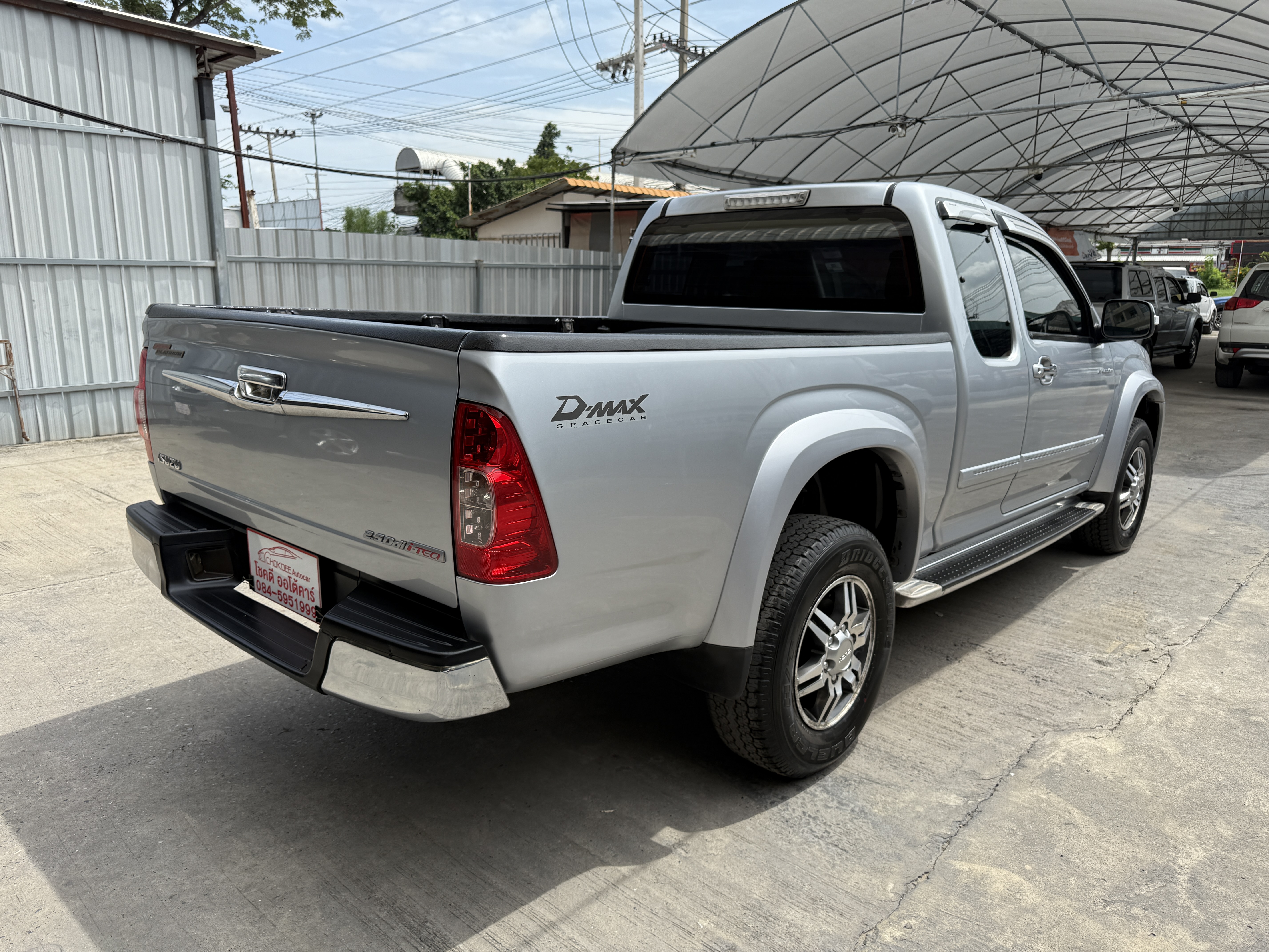 Isuzu Dmax Cab Hilander 2.5 Abs 2010 เงิน