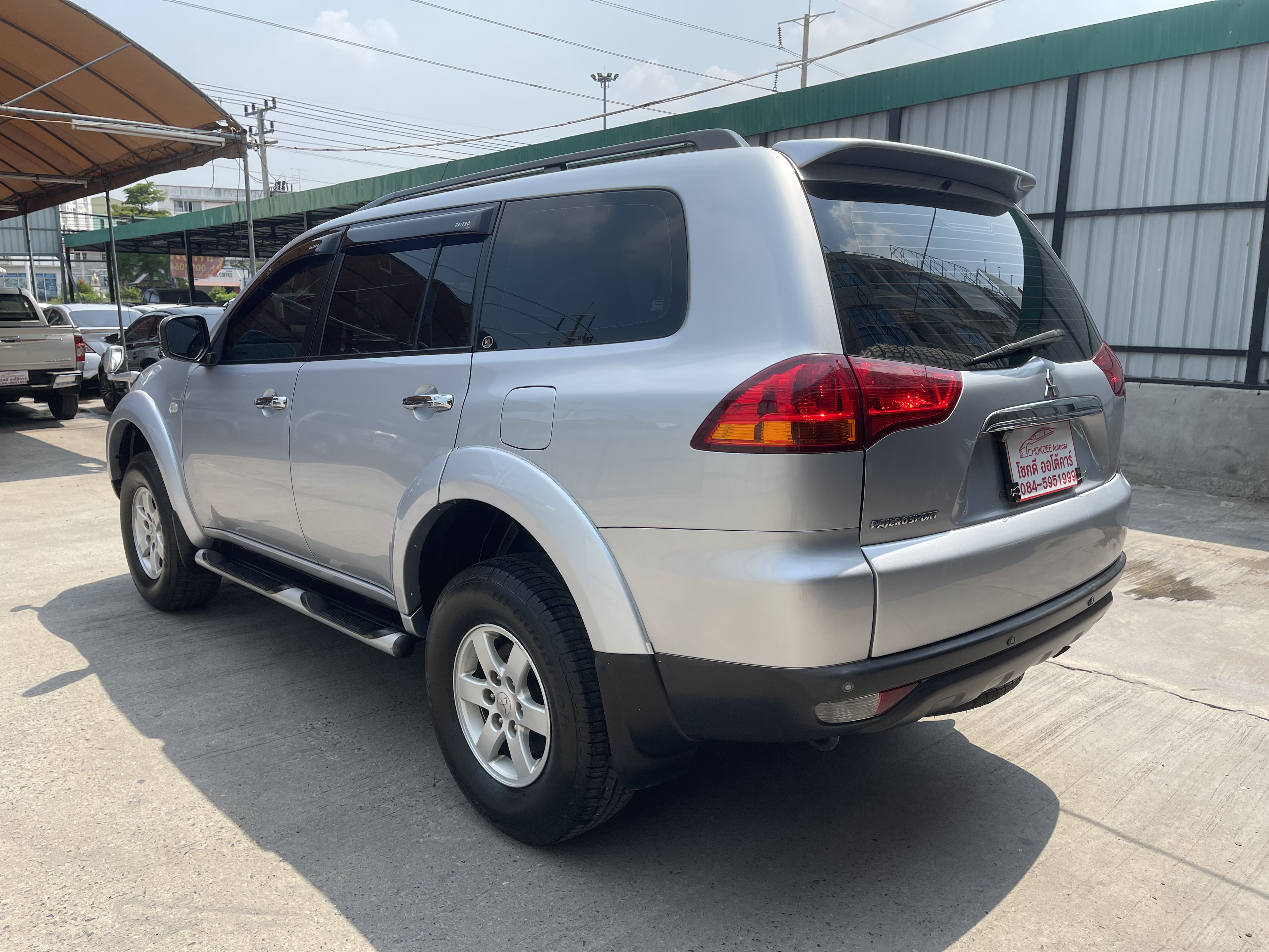 Mitsubishi Pajero Sport 2.5 GT 2WD At 2011 เงิน