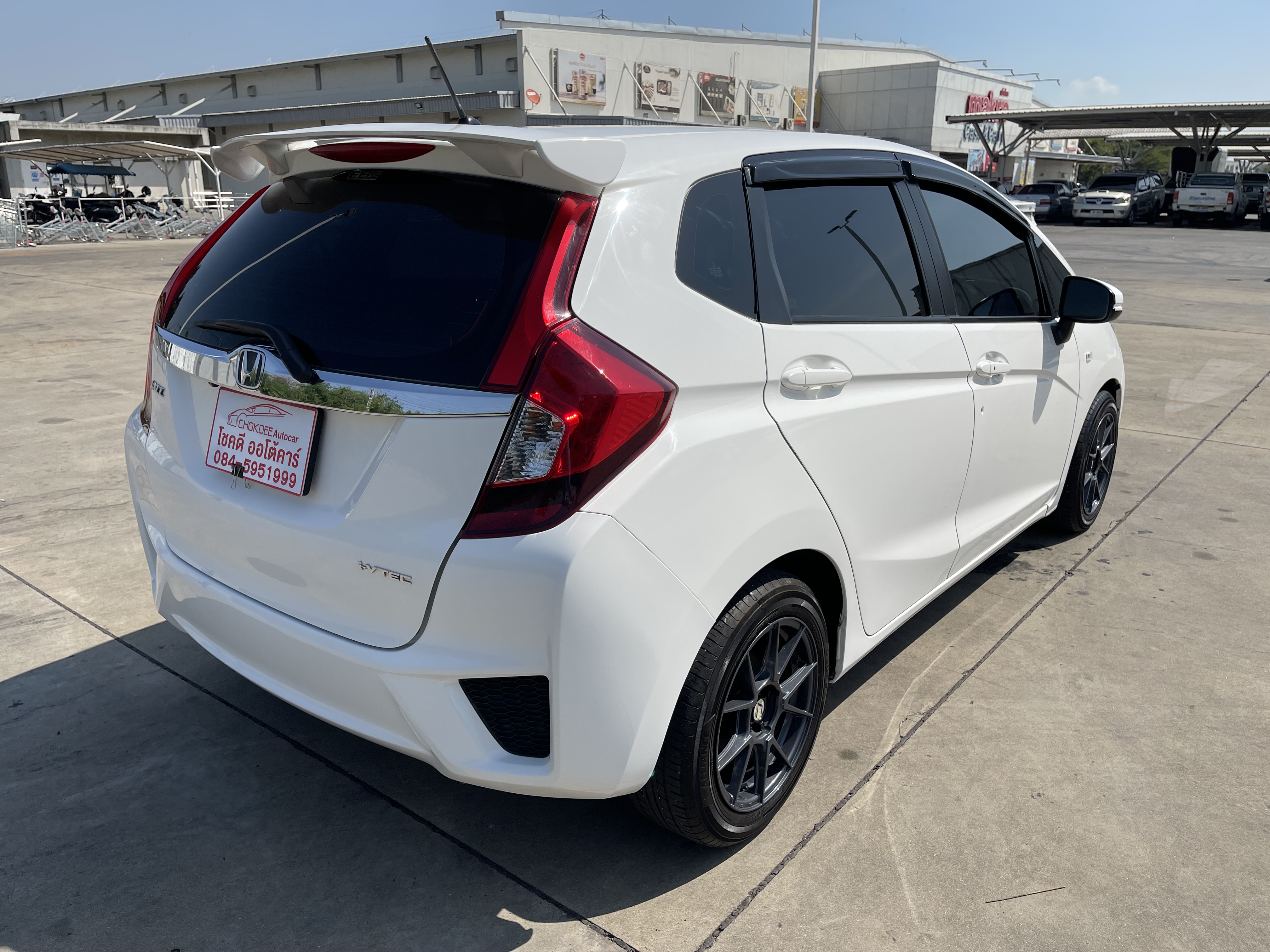 Honda Jazz 1.5 V+ At 2014 ขาว