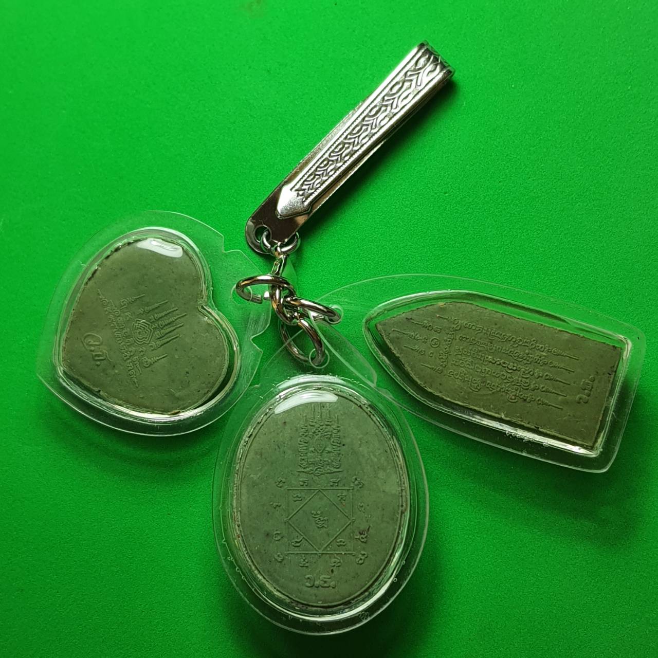 ของนำโชค วัตถุมงคลเสริมด้านโชคลาภ ค้าขายสีเขียว เสริมโชคลาภ ของเสริมโชคลาภ เสริมโชค เสริมดวงโชคลาภ