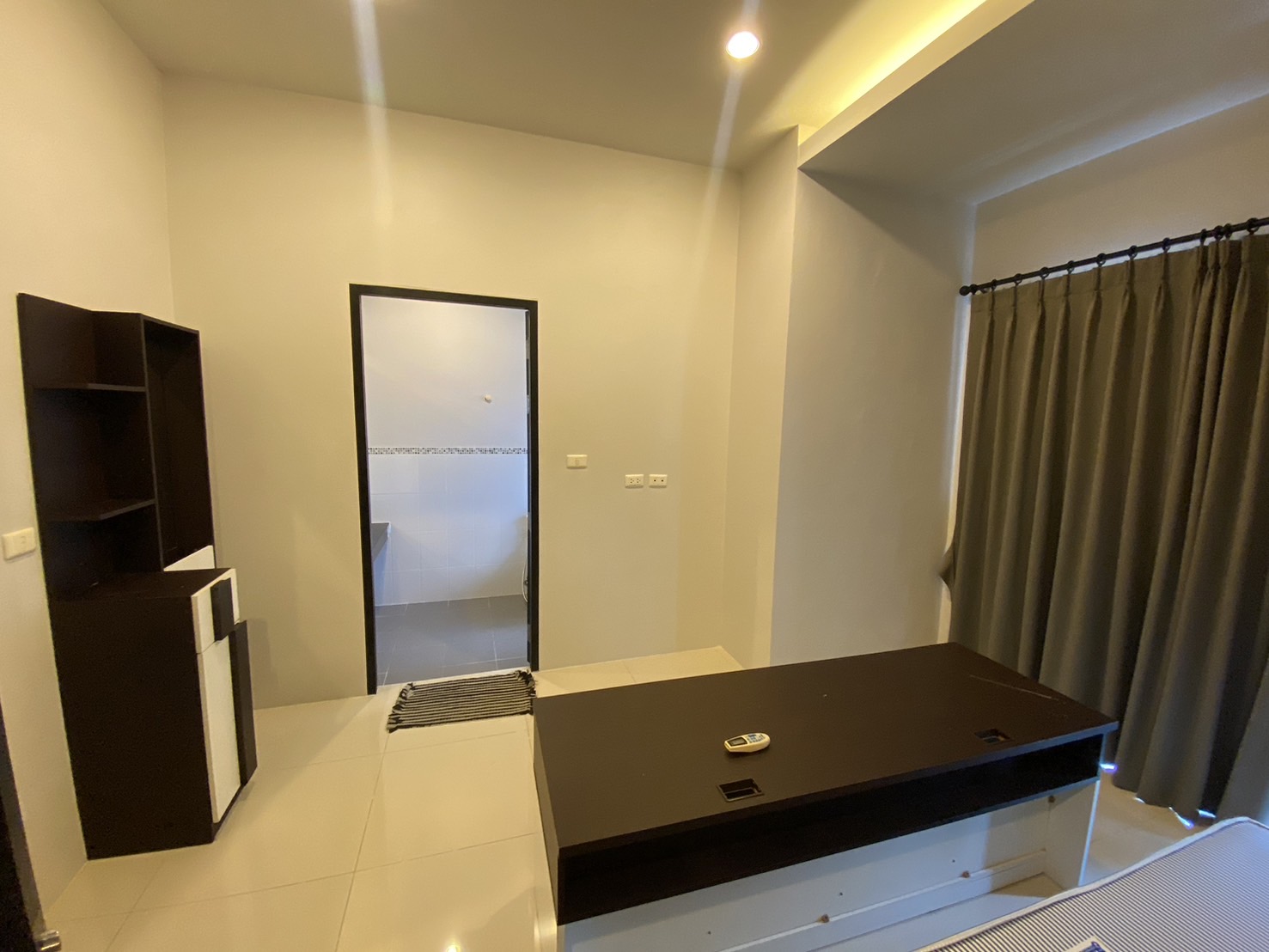 For Rent : Town home near Super Cheap Market, 3 Bedroom 3 Bathroom