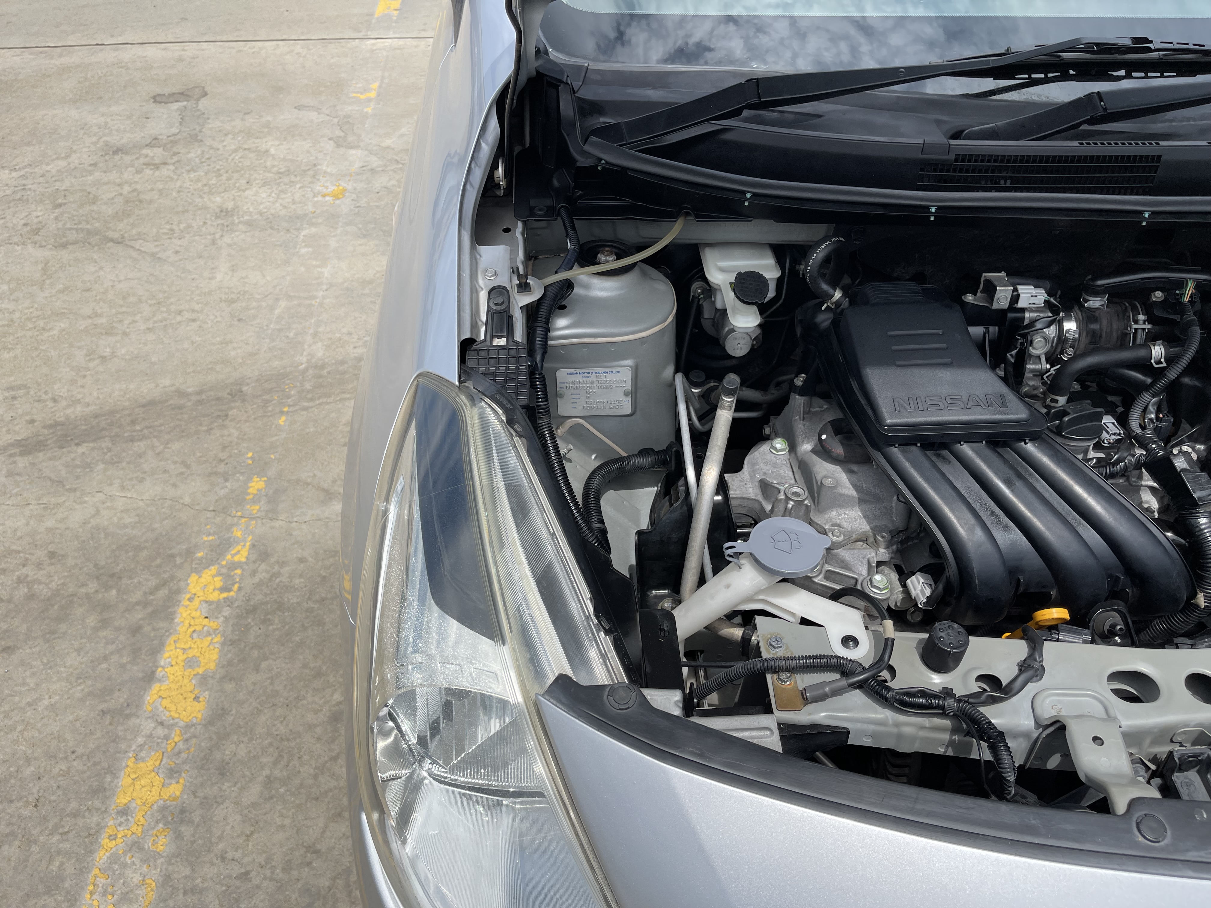 Nissan Almera 1.2 VL At 2015 เงิน