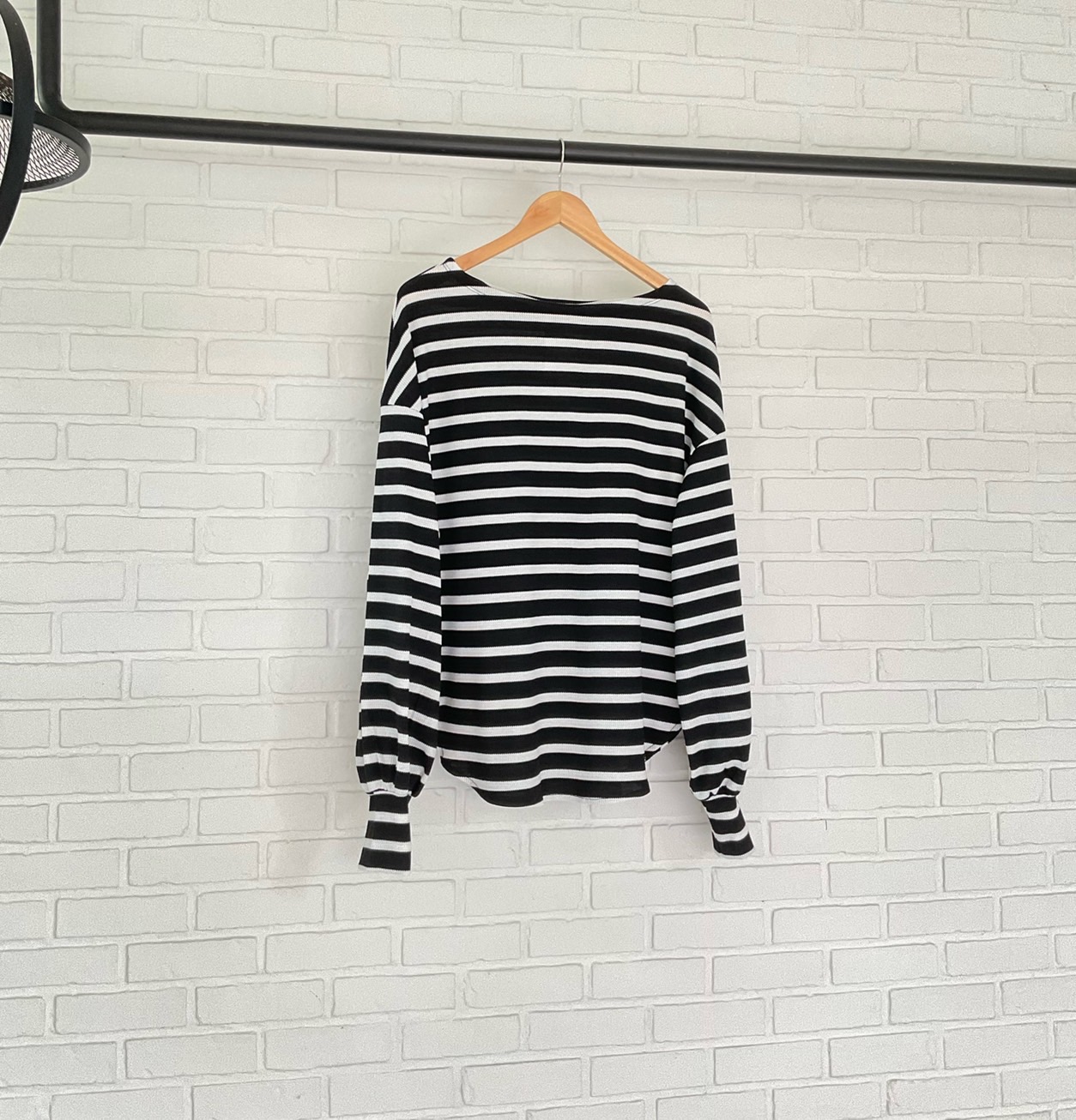 ริ้วห่างแขนจั้ม